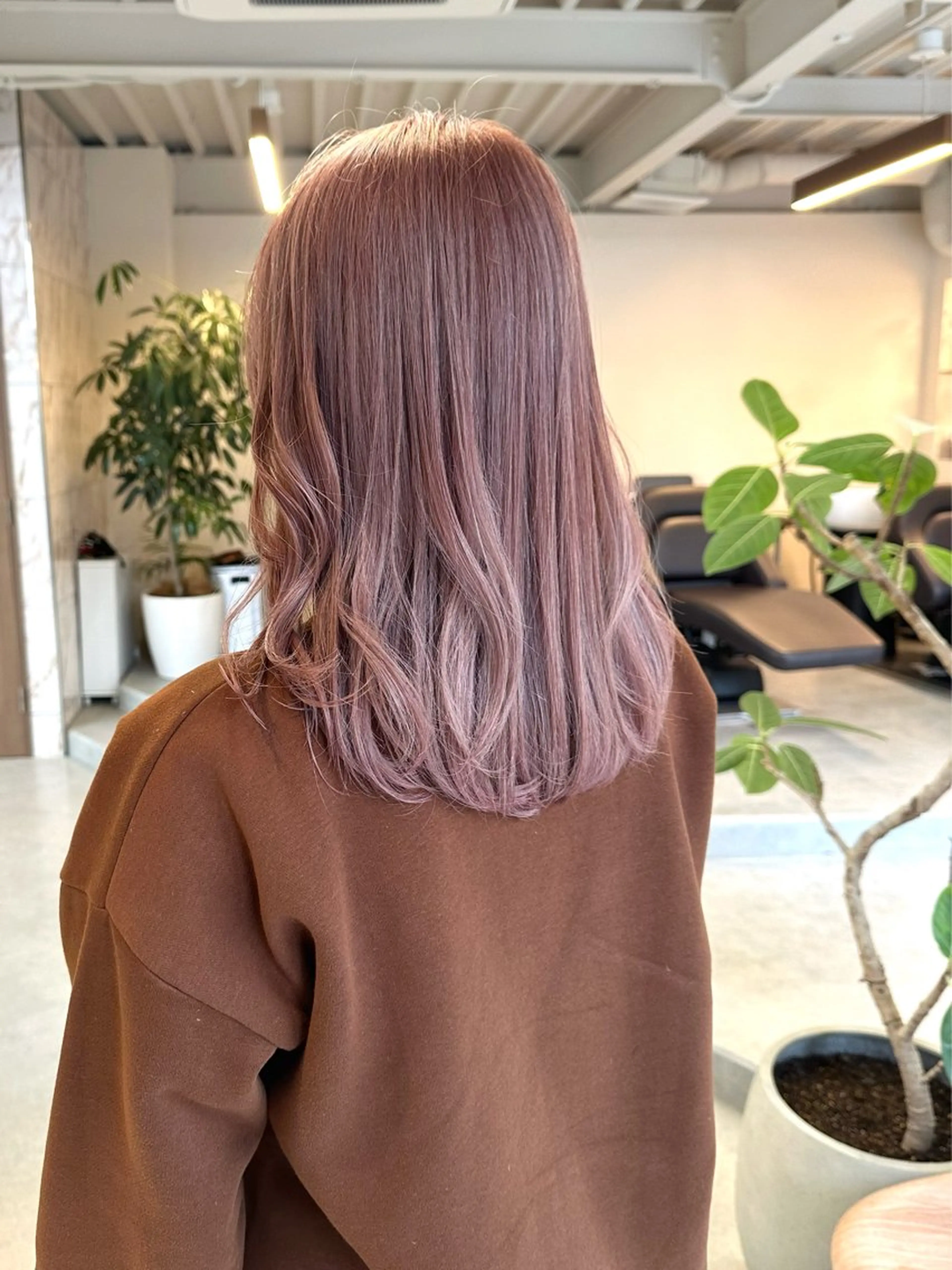 ミディアム カラー ハイトーン×似合わせ 🌱中川慎之介のヘアスタイル