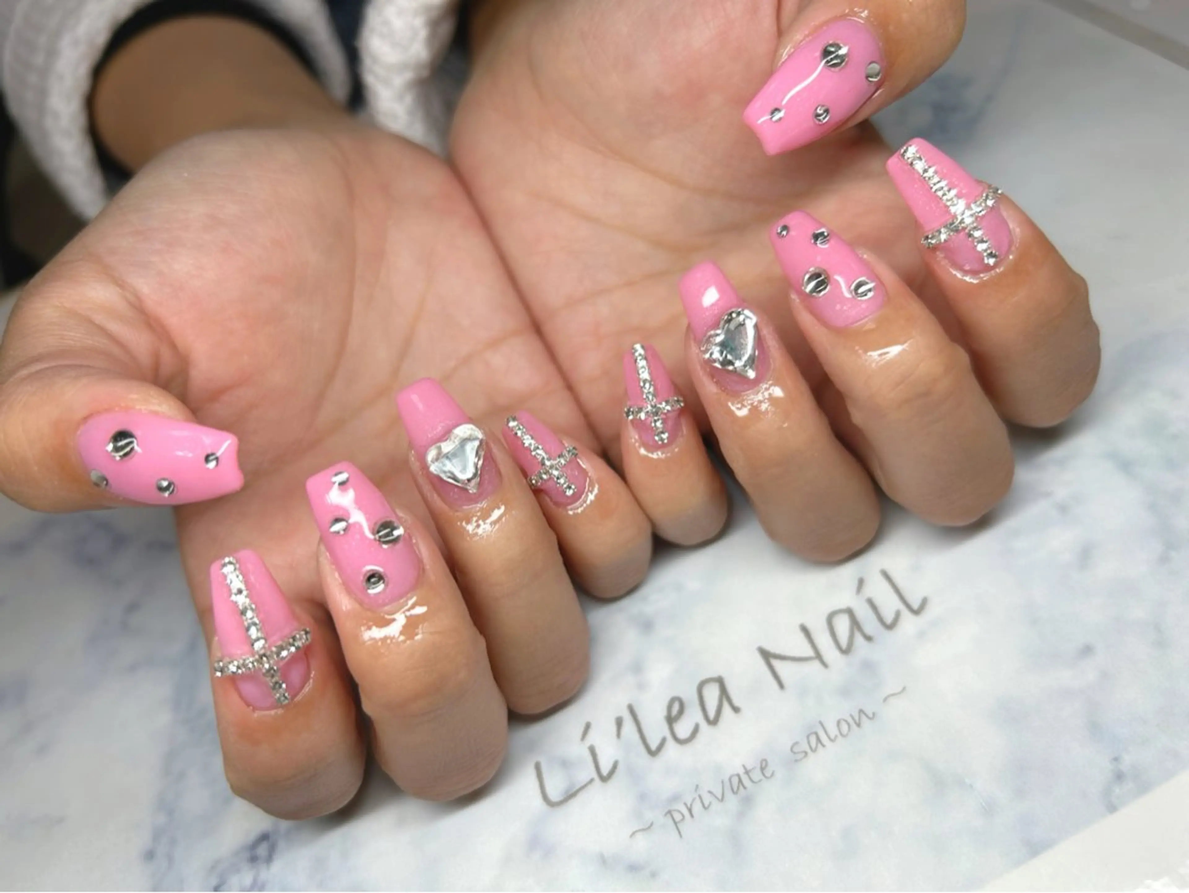 ネイル Li'leaNail AINAのネイルデザイン
