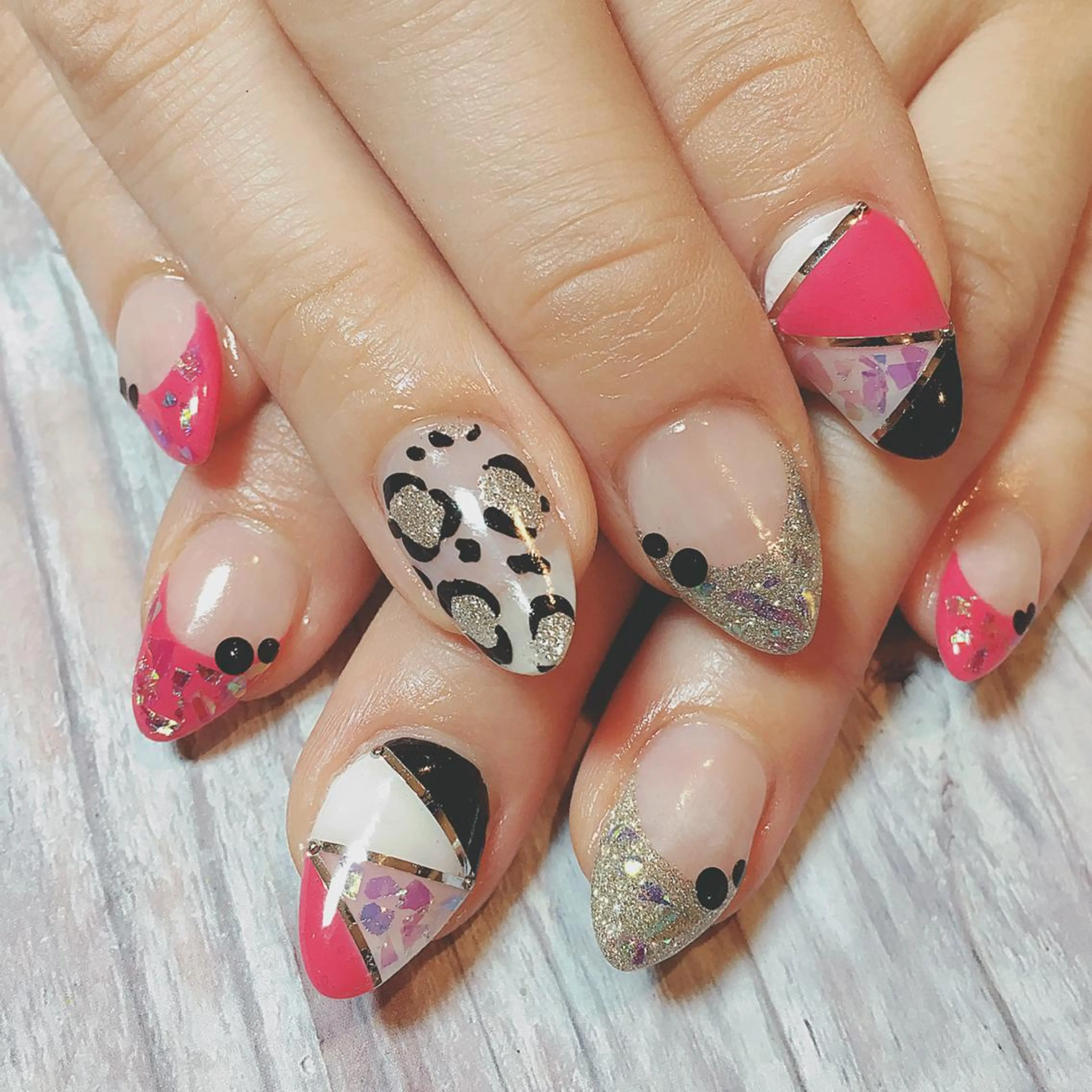 ネイル 森山 舞のネイルデザイン