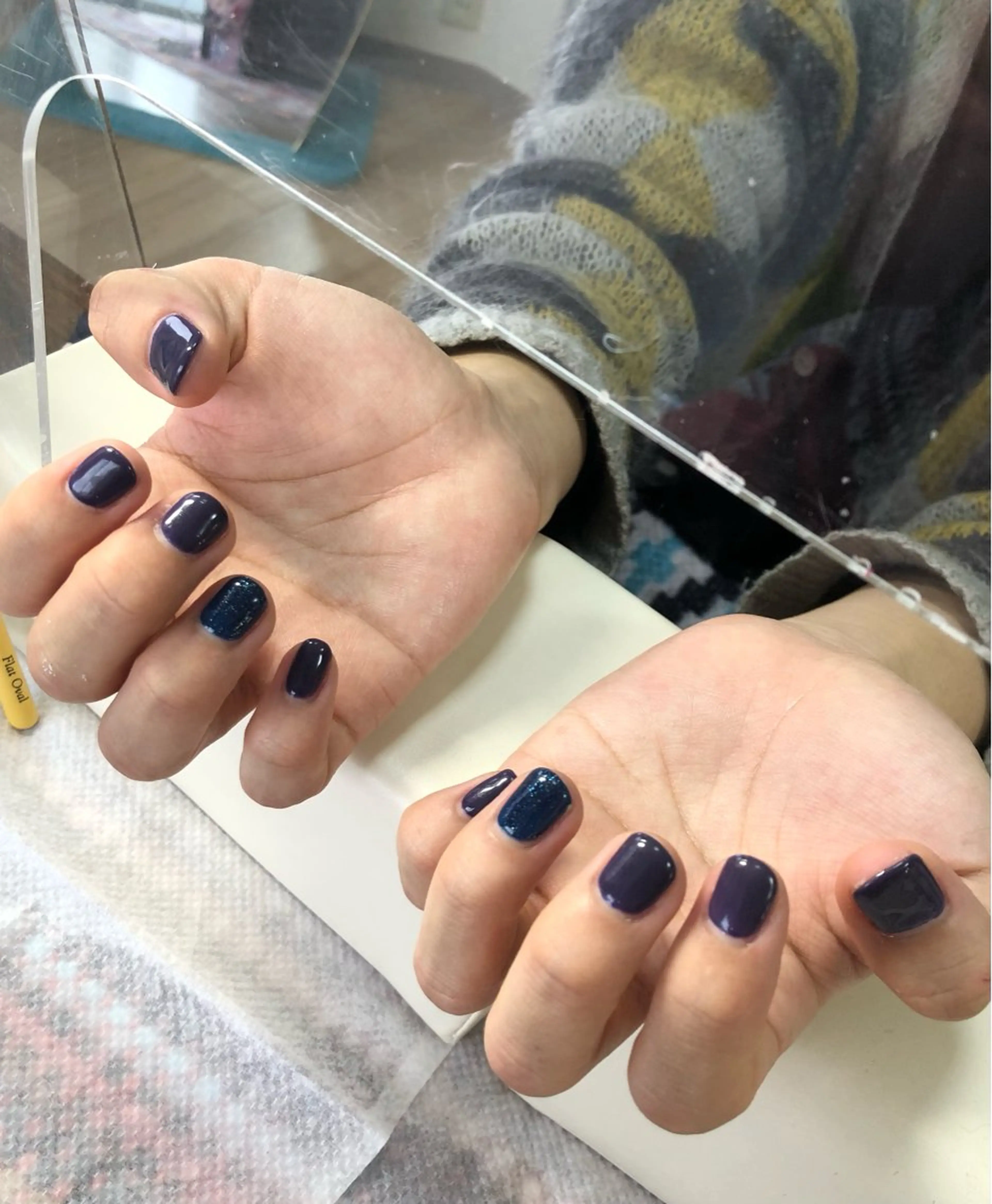 ネイル ネイビー パープル シンプルネイル ハンドネイル meeho所属・salon *meehoのネイルデザイン