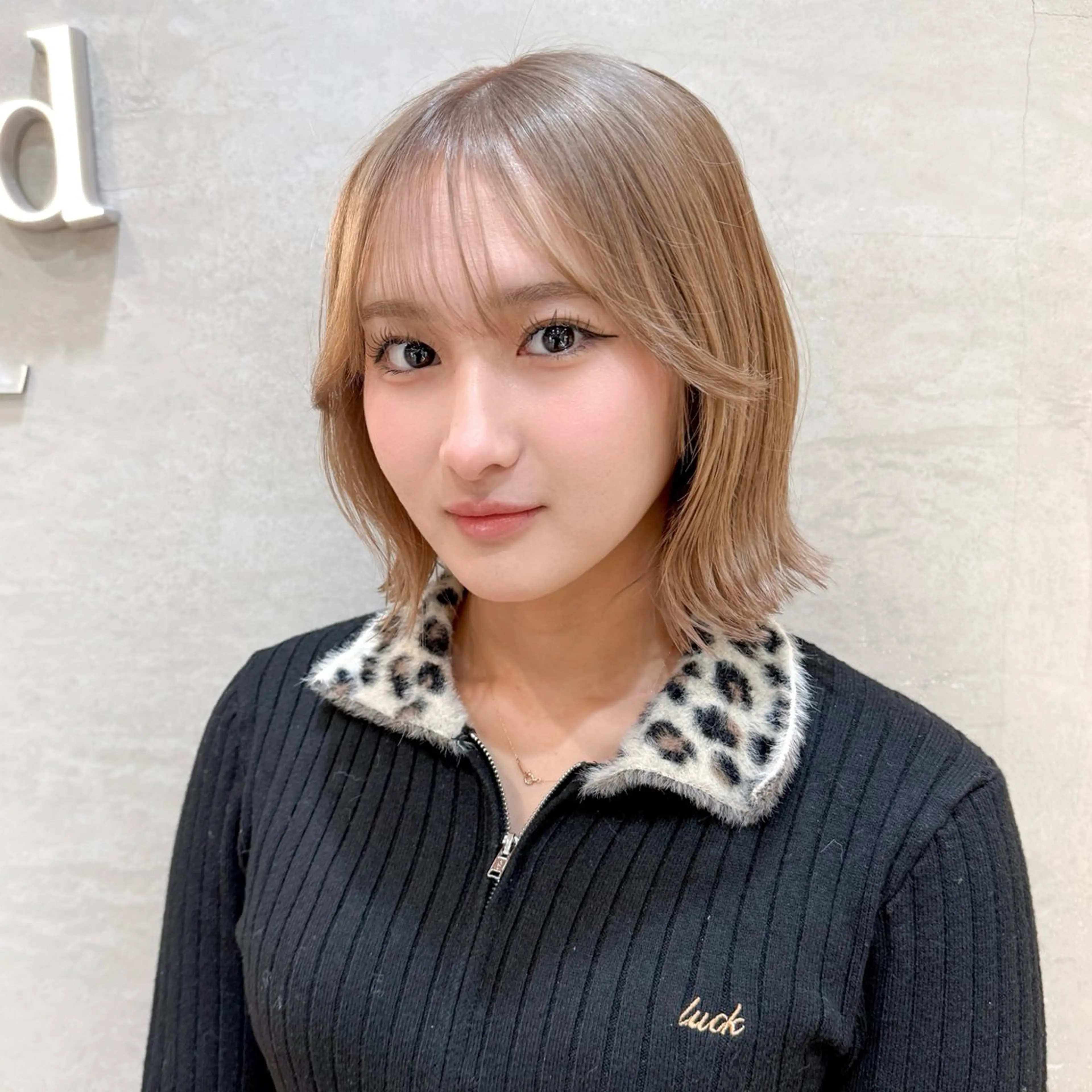 ミディアム カット ヘアカラー トリートメント レイヤー/ハッシュ/ ボブ/縮毛/内藤康太のヘアスタイル