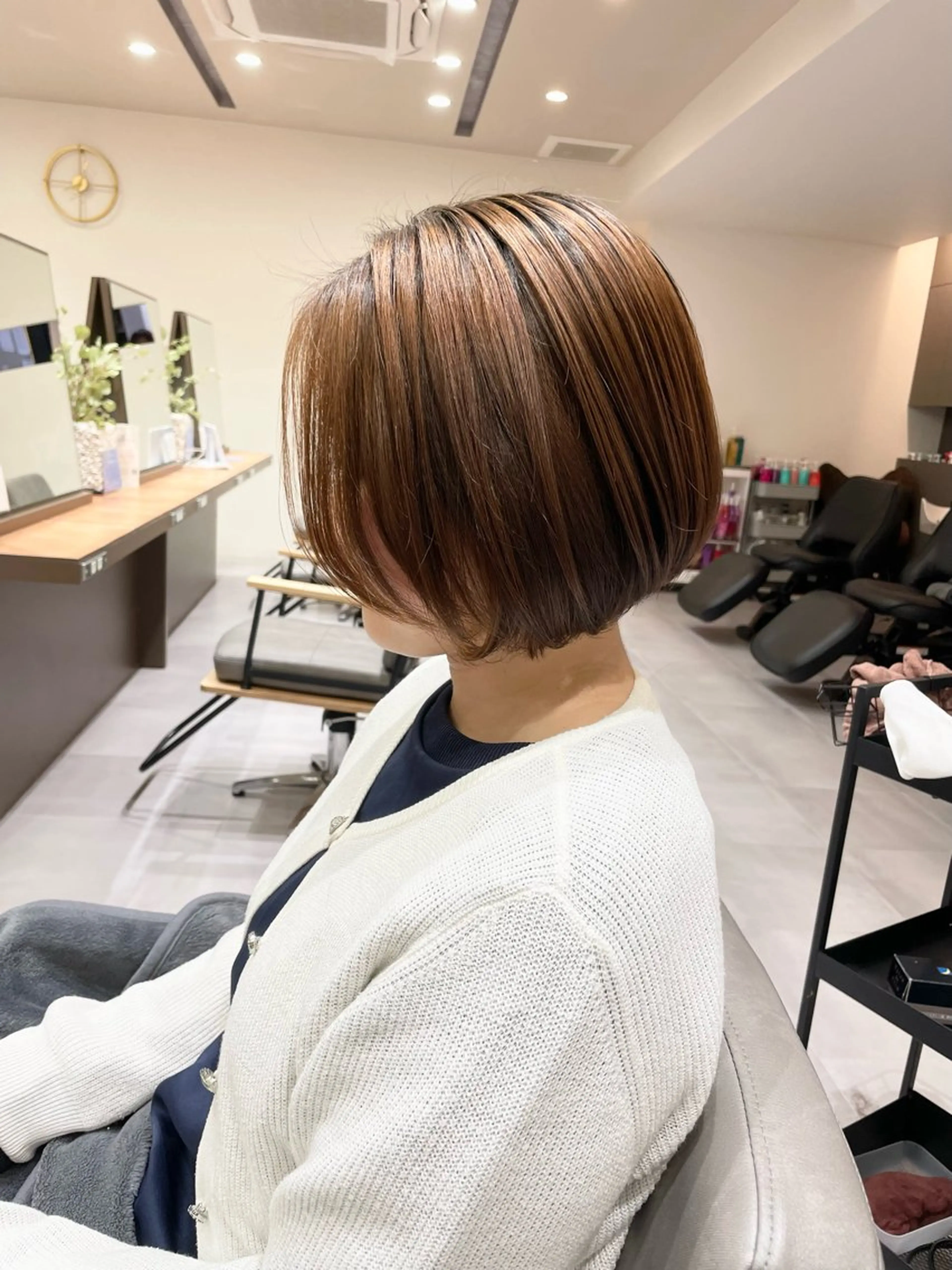 ショート 坂田 汐里のヘアスタイル