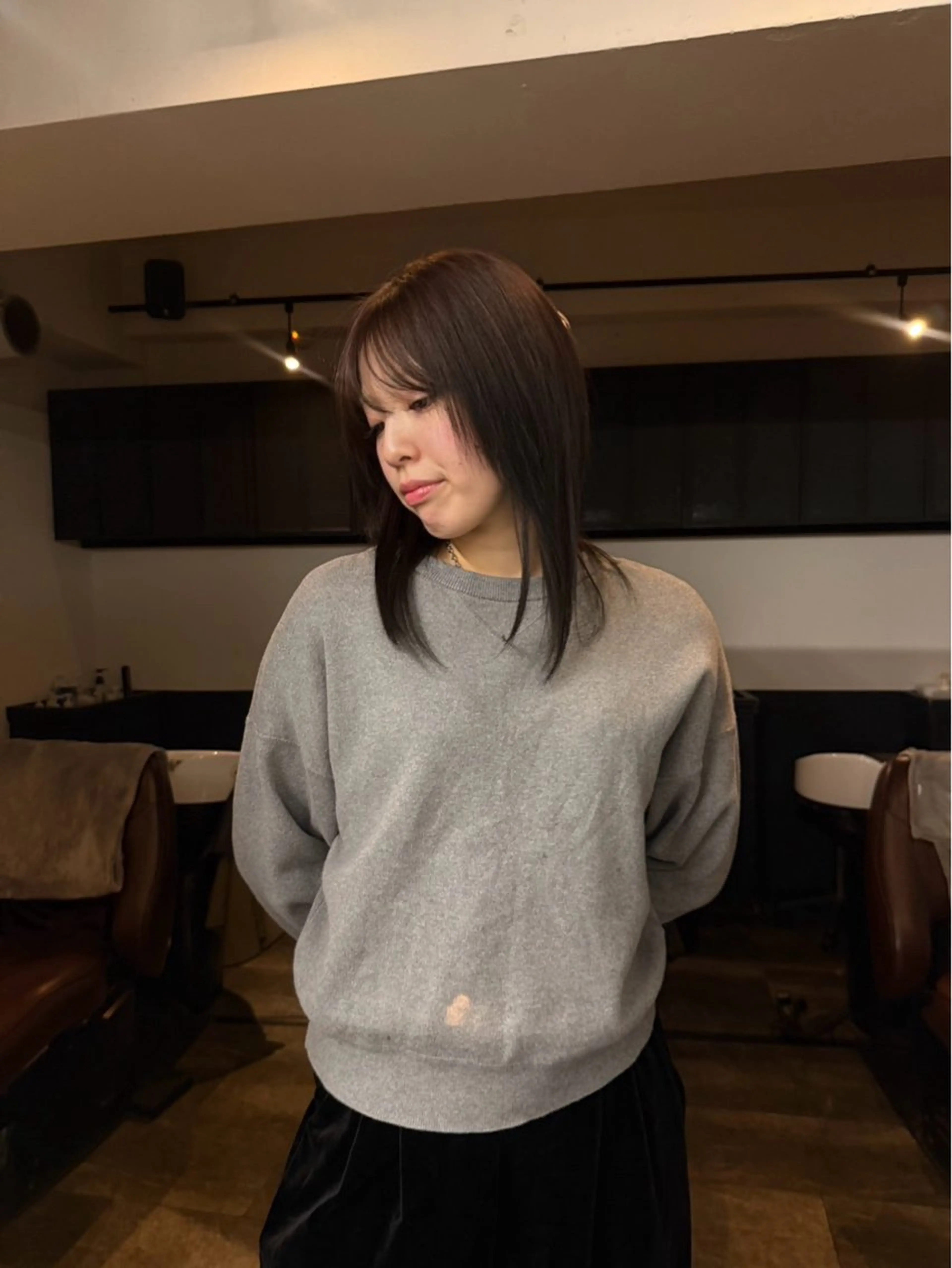 ミディアム イズミ ミオのヘアスタイル