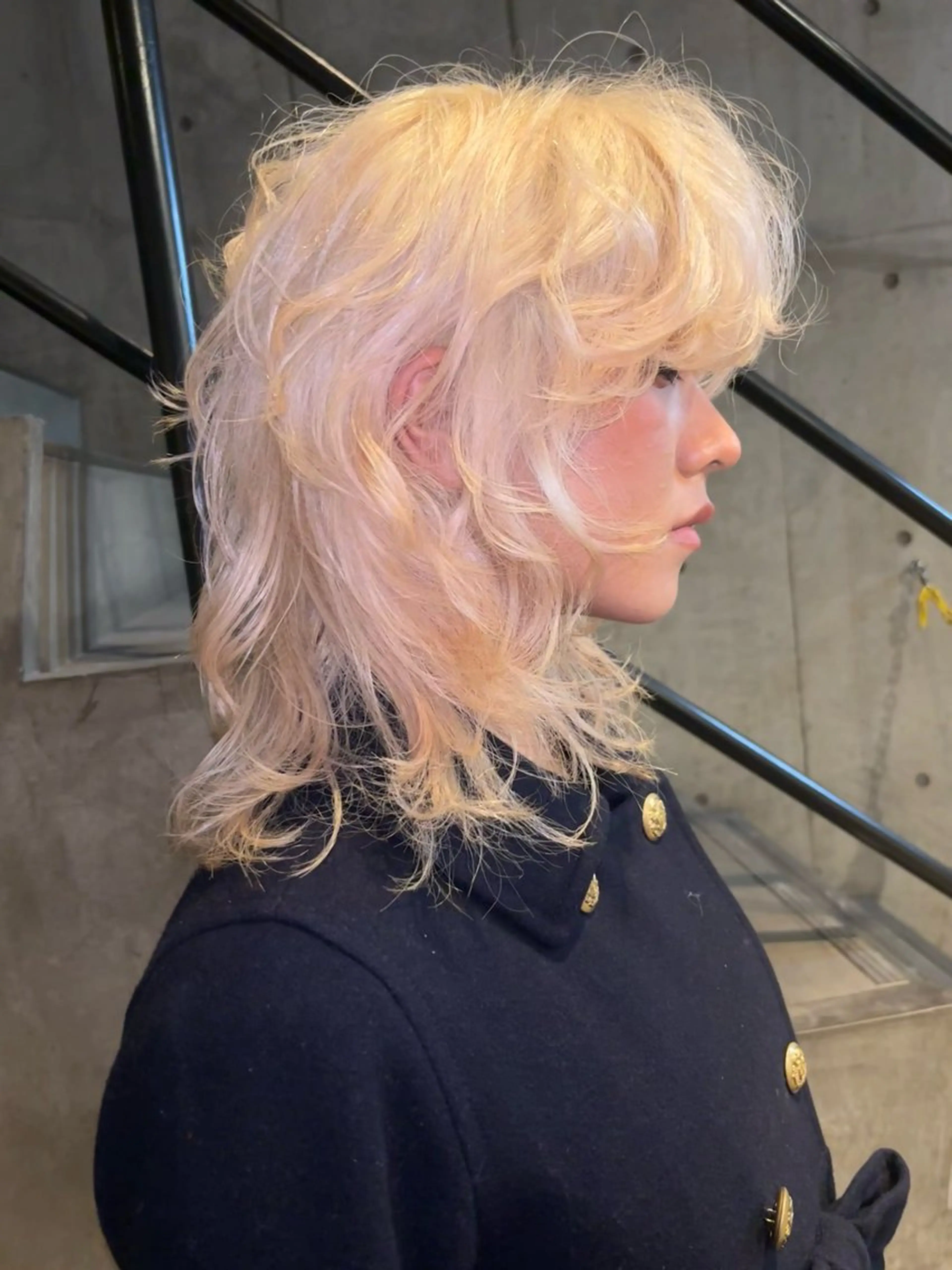 セミロング カット ヘアカラー RiSA ★のヘアスタイル