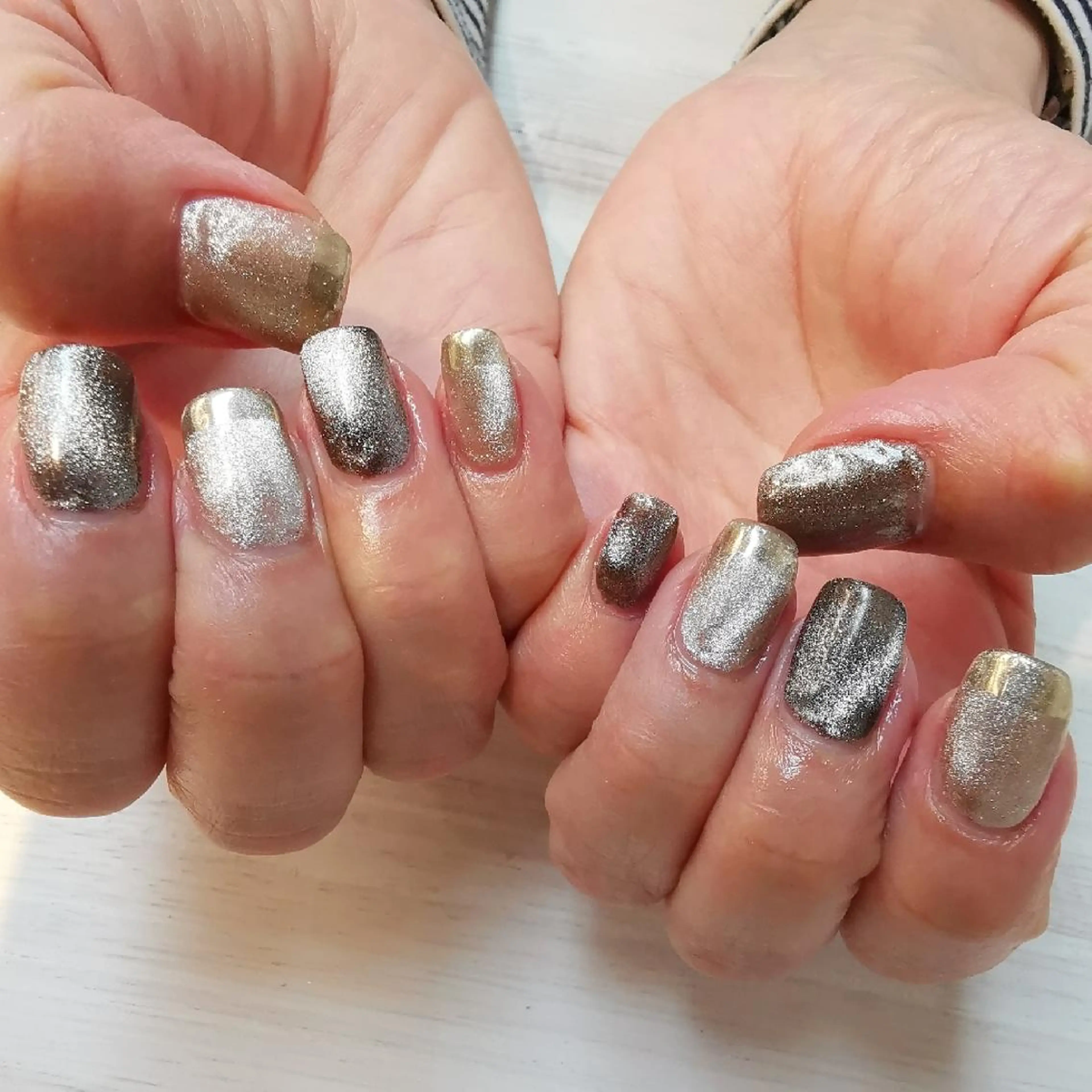 ネイル フレンチネイル ミラーネイル ハンドネイル reve あやののネイルデザイン