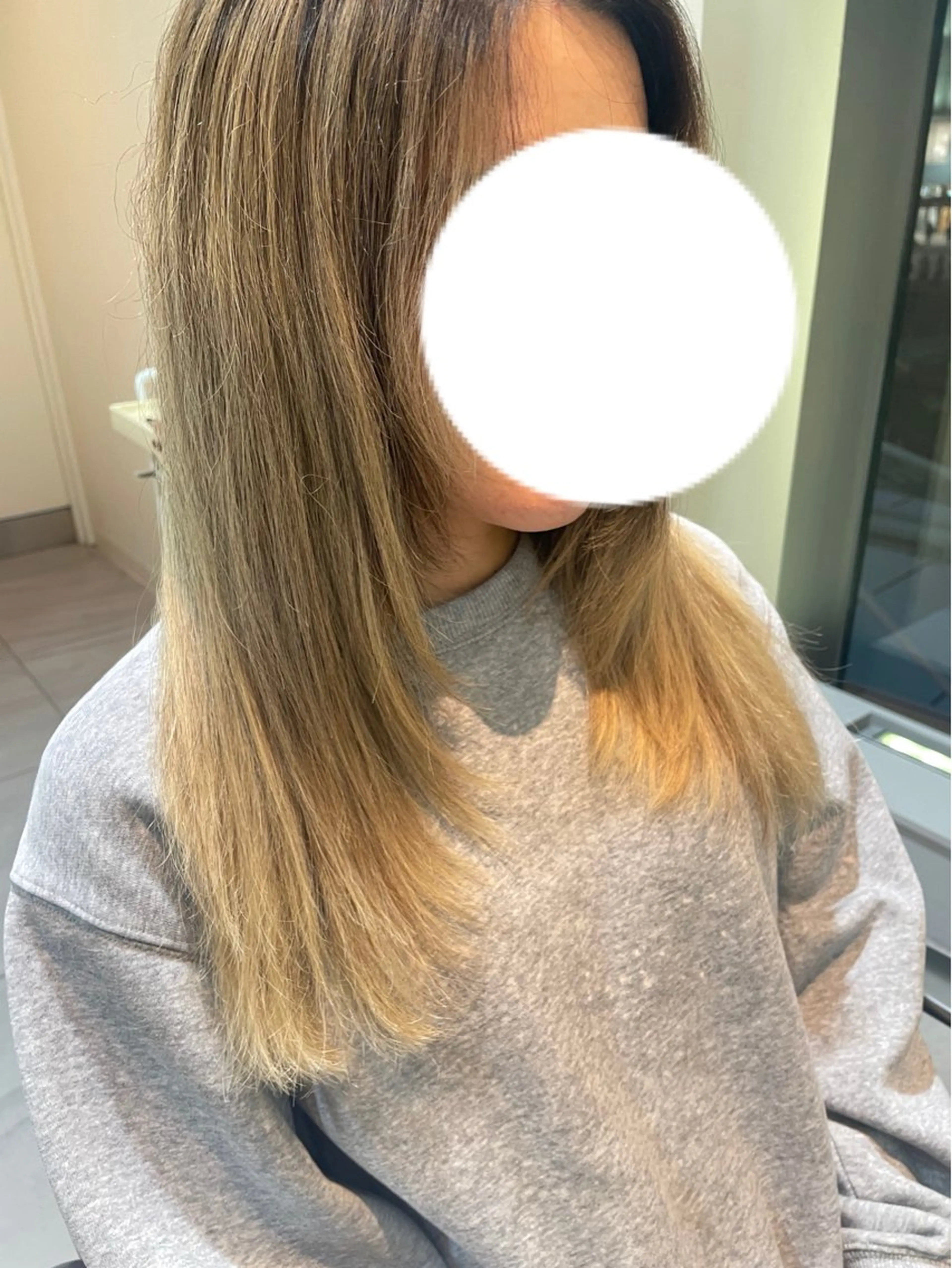 ロング 平 真亜里のヘアスタイル