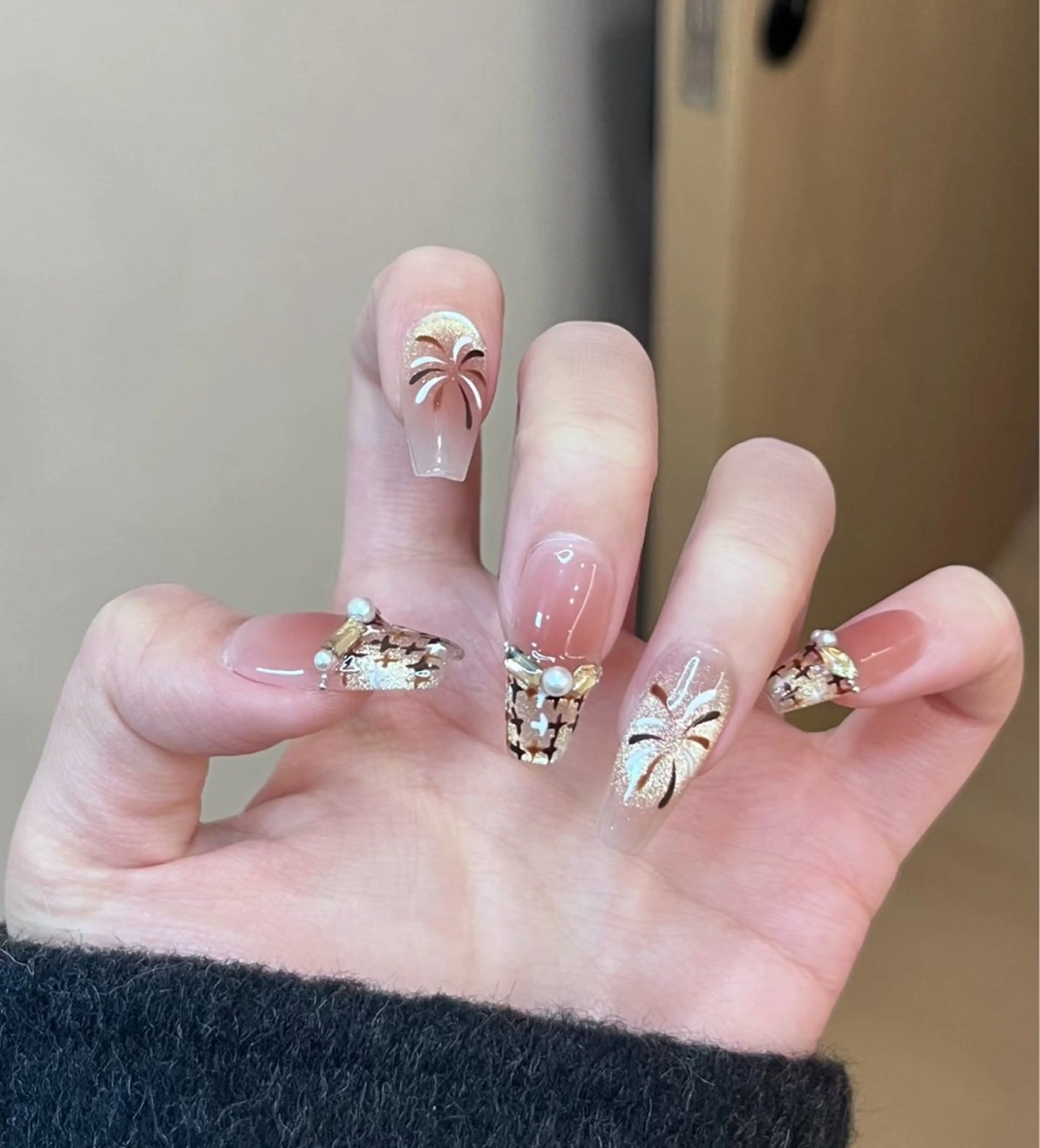 ネイル アートネイル オーロラネイル チークネイル 長さ出し フットネイル ハンドネイル Blossom nail_研修のネイルデザイン