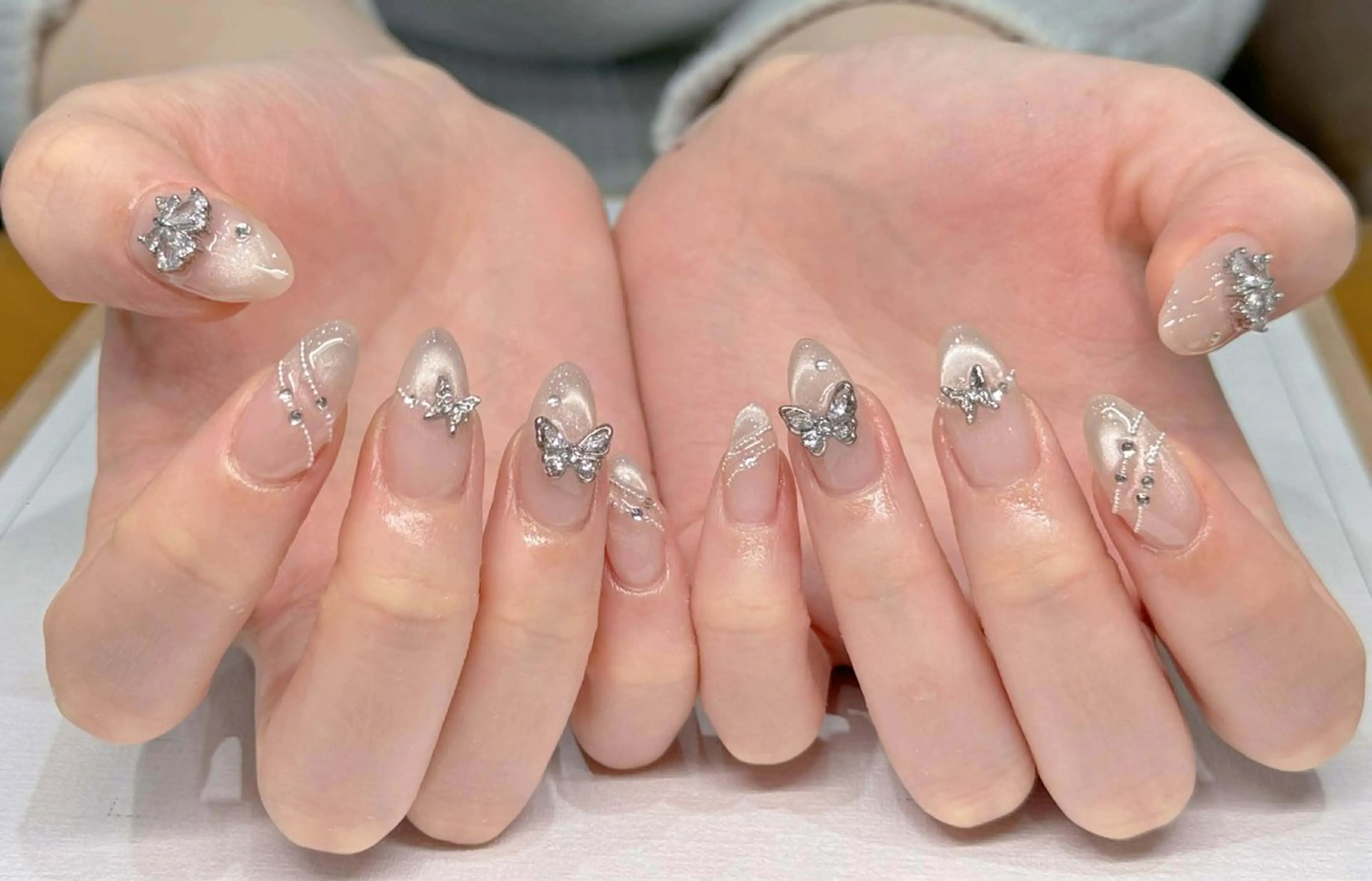 ネイル オーロラネイル ブルー チークネイル 長さ出し フットネイル ハンドネイル NAILS168 チップ長さ出し専門店のネイルデザイン