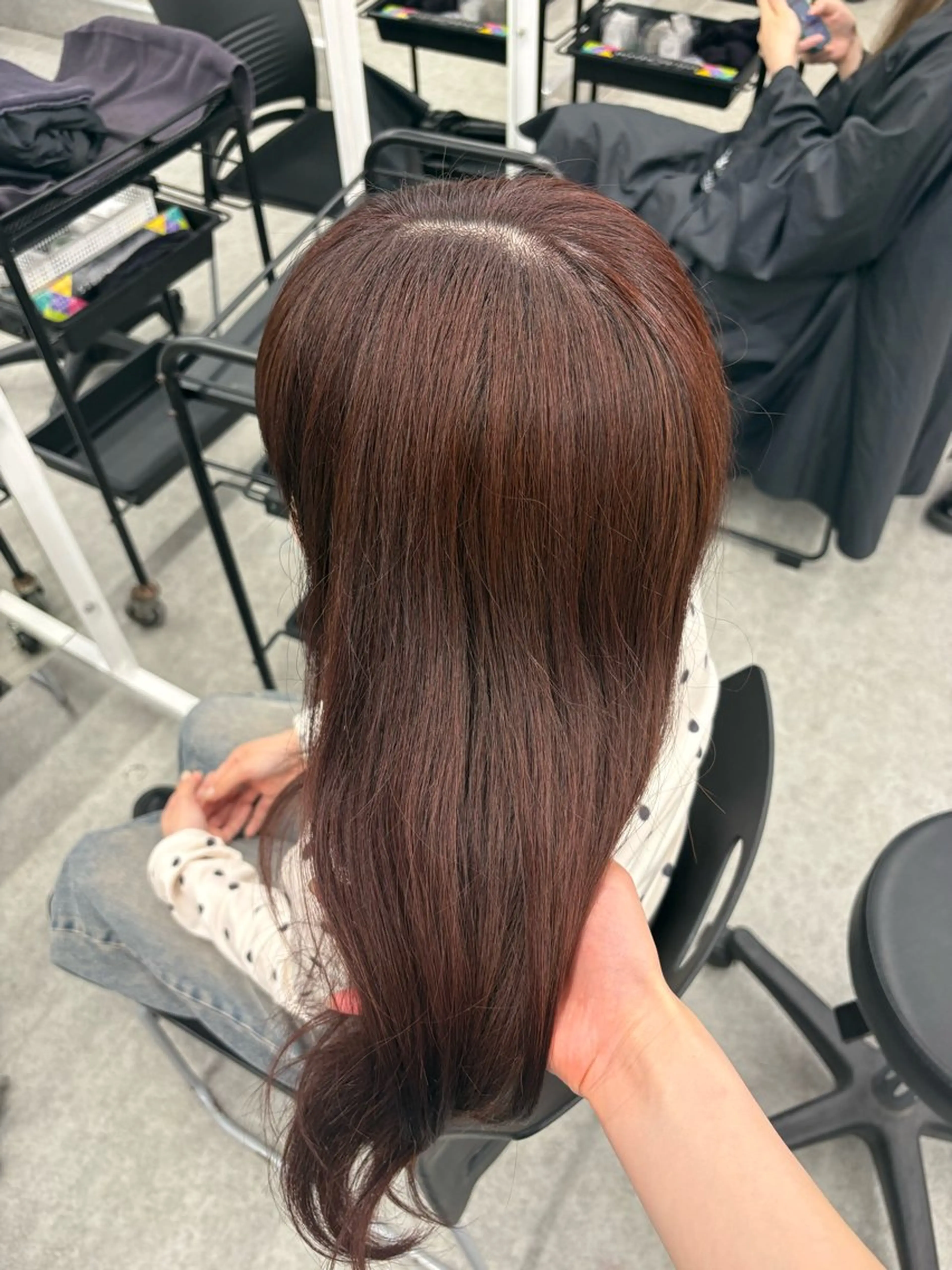 カラー ヘアカラー トリートメント 透明感カラー🫧 EMAのヘアスタイル