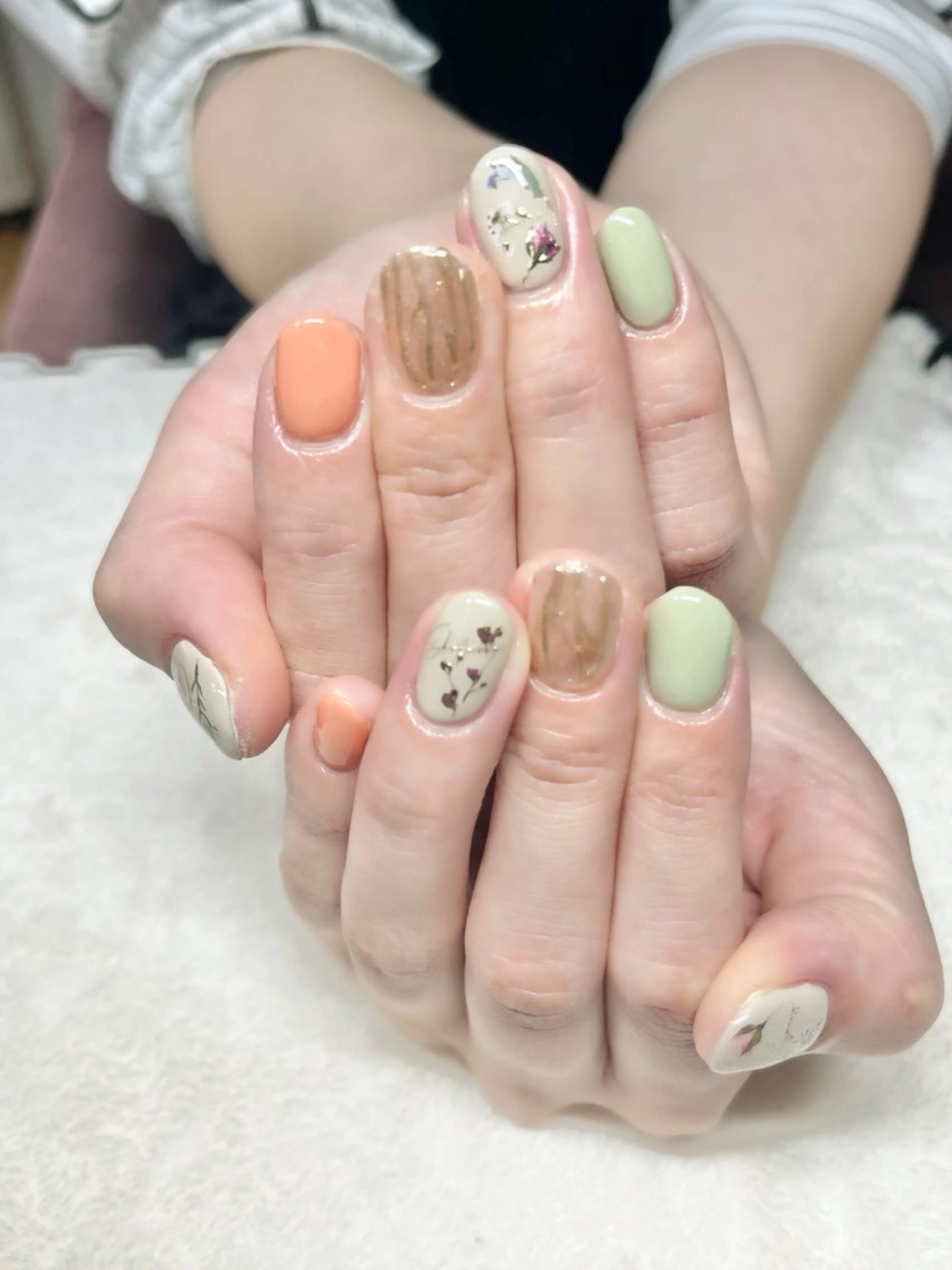 ネイル Jasmine 林のネイルデザイン