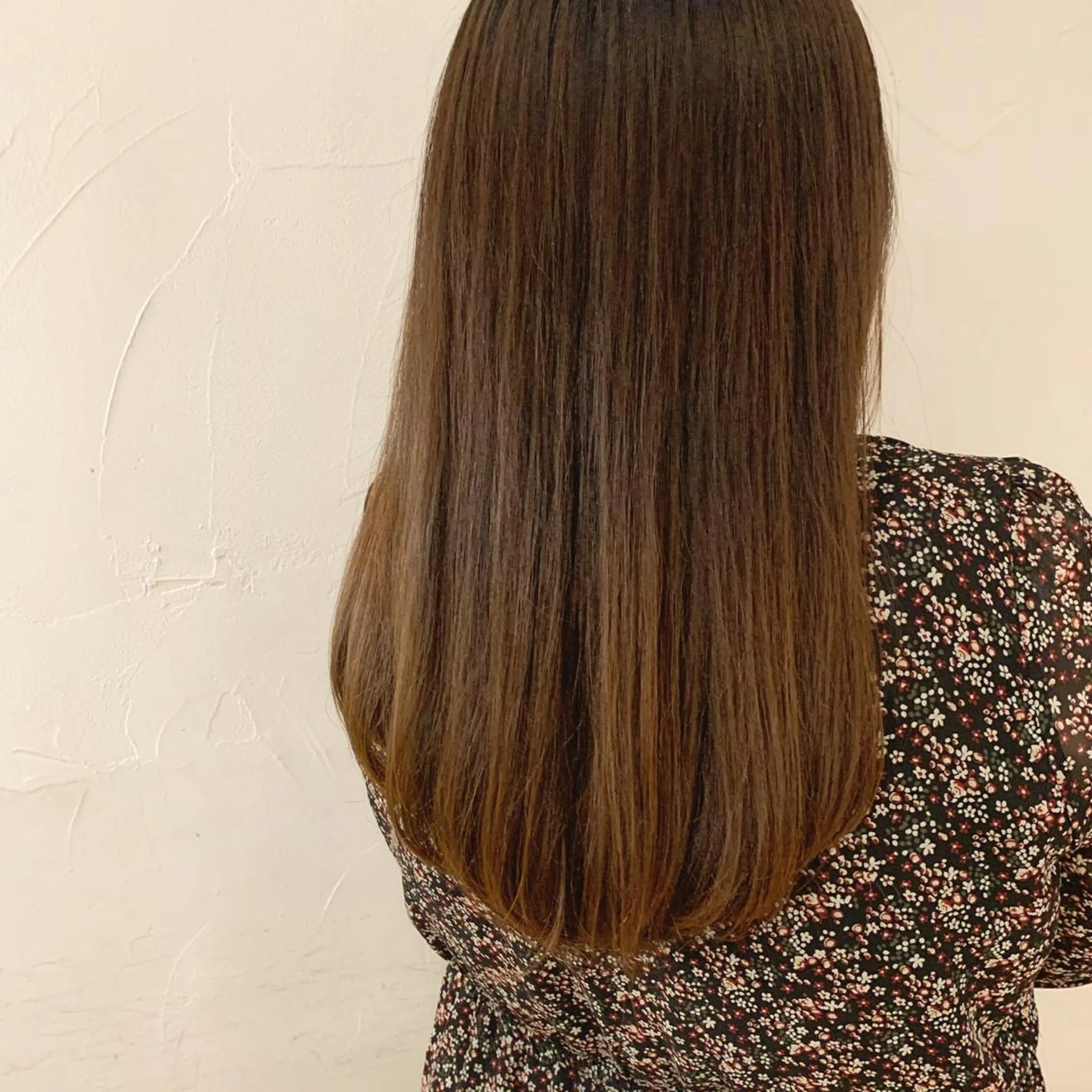 カット＋コスメ縮毛矯正の写真