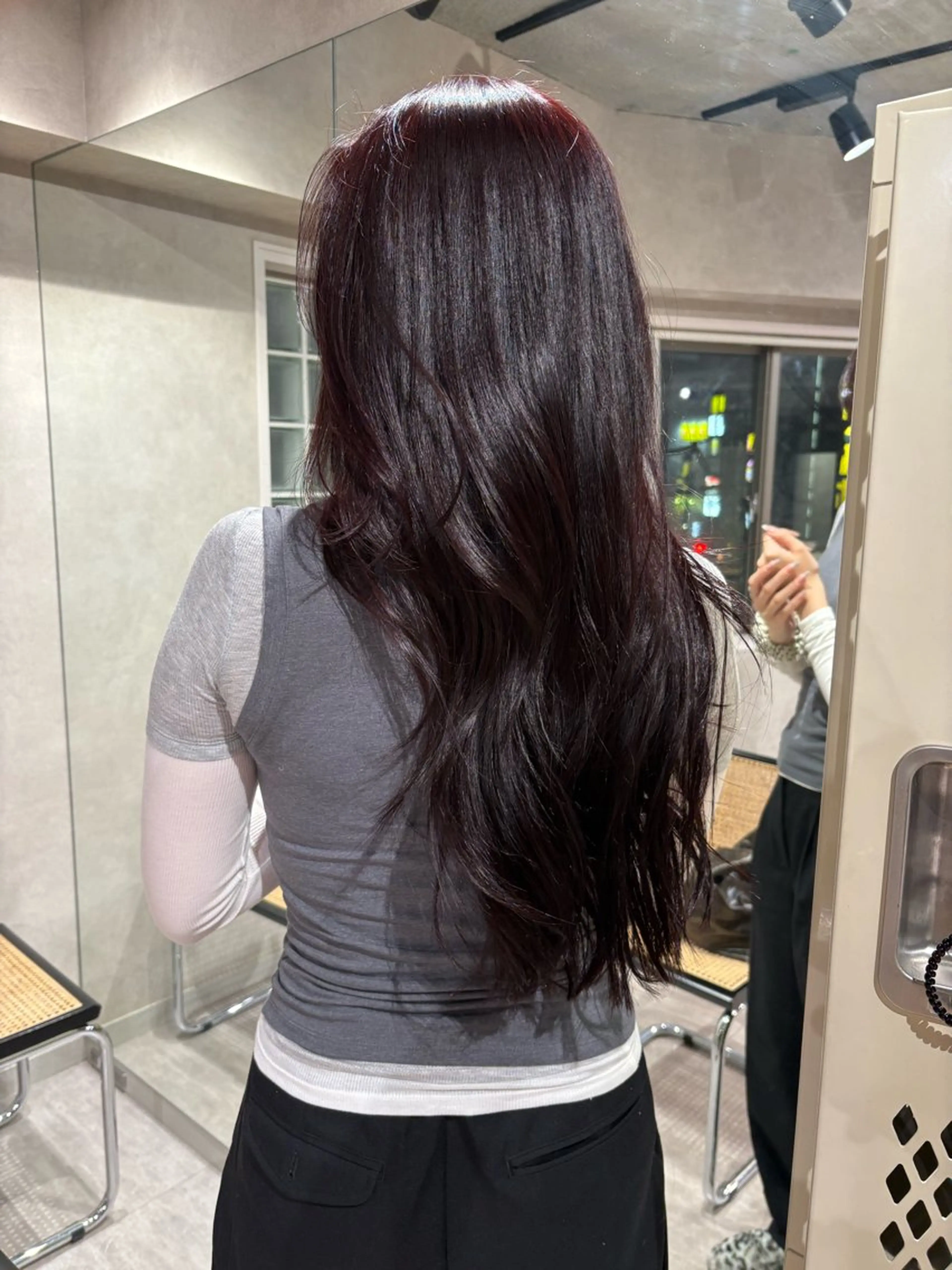 ロング カラー ヘアカラー トリートメント ヘッドスパ 透明感カラー/海外風 レイヤー/mao🗽のヘアスタイル