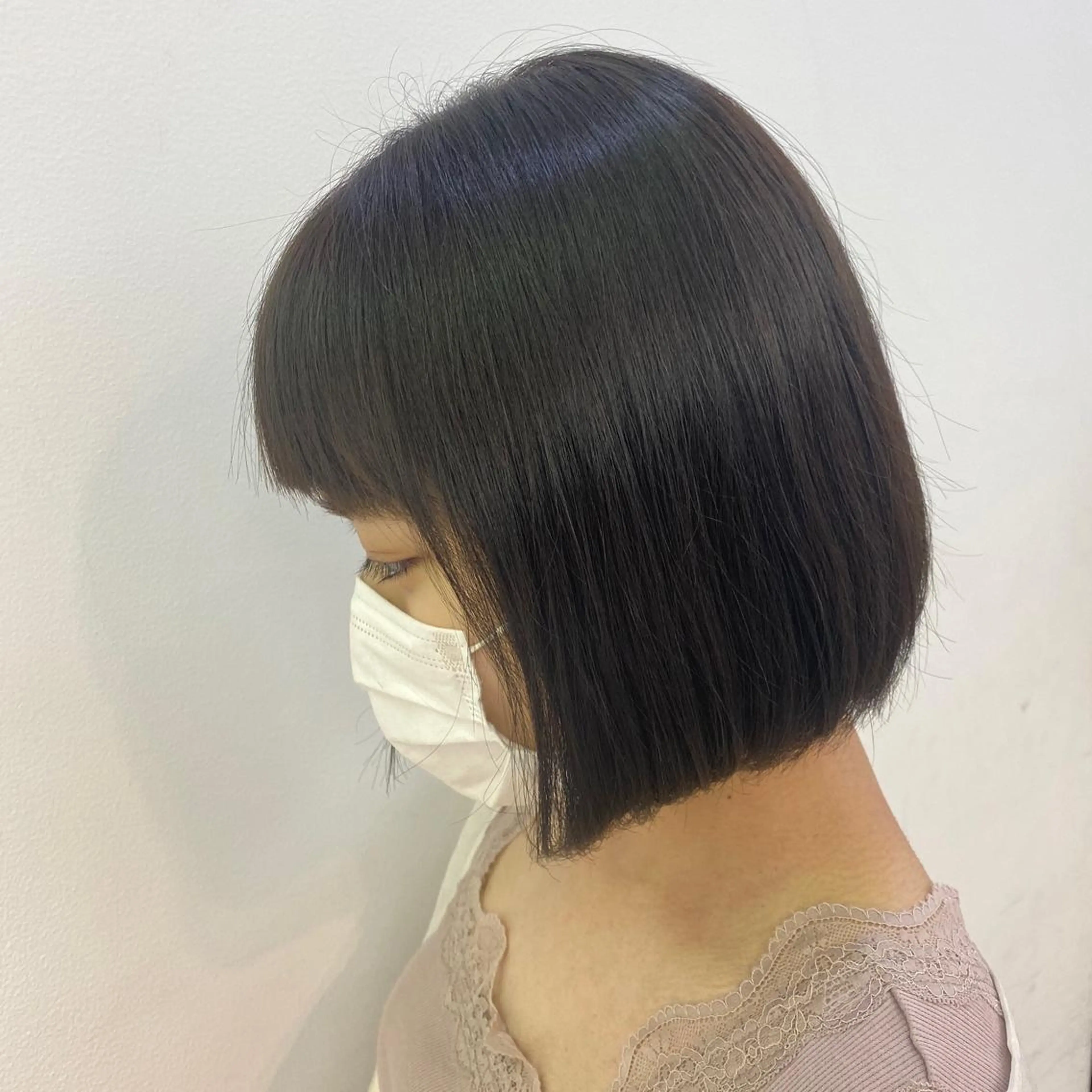 ショート カラー 渡邊 唯のヘアスタイル
