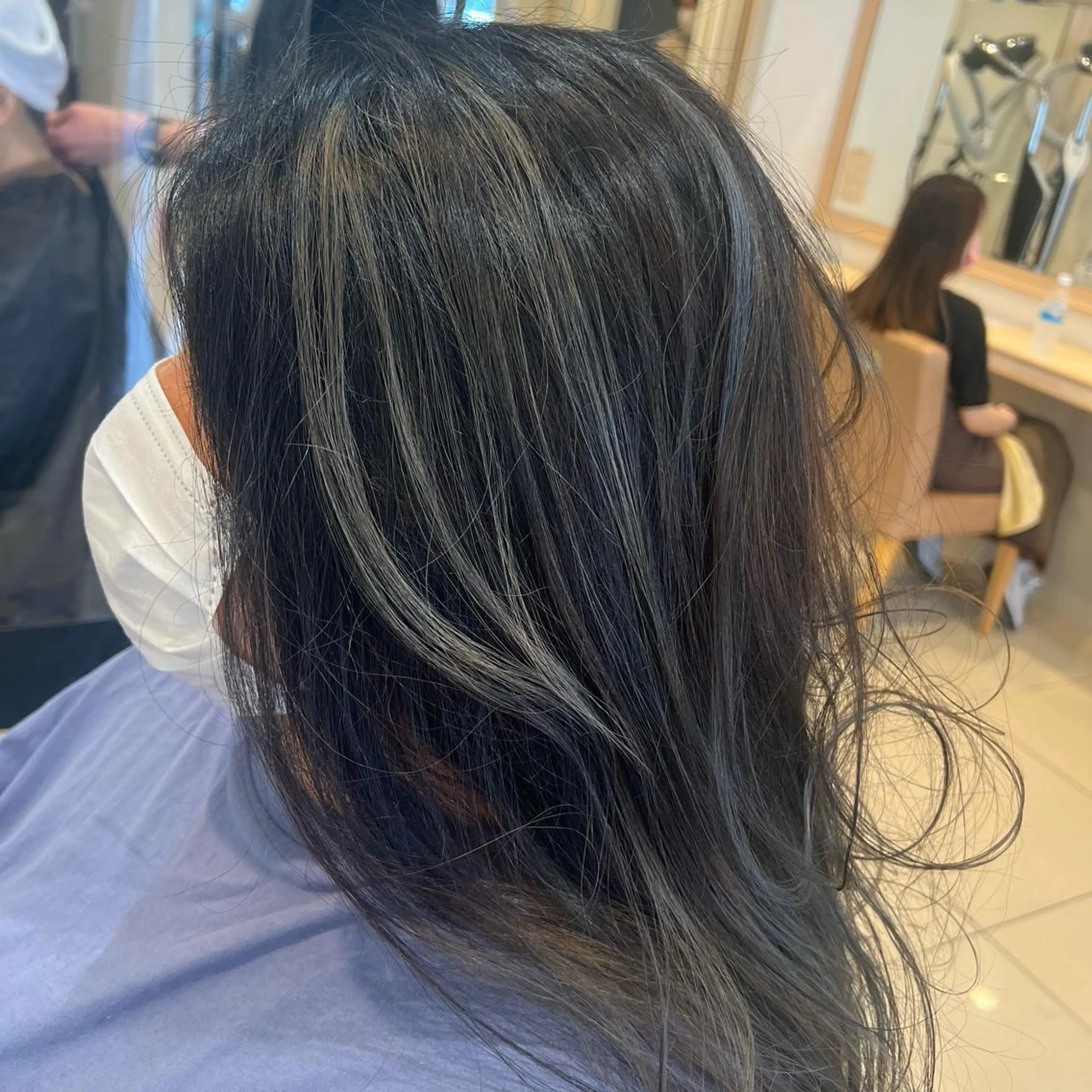 カラー 韓国風🌷✨ 守屋紗希のヘアスタイル