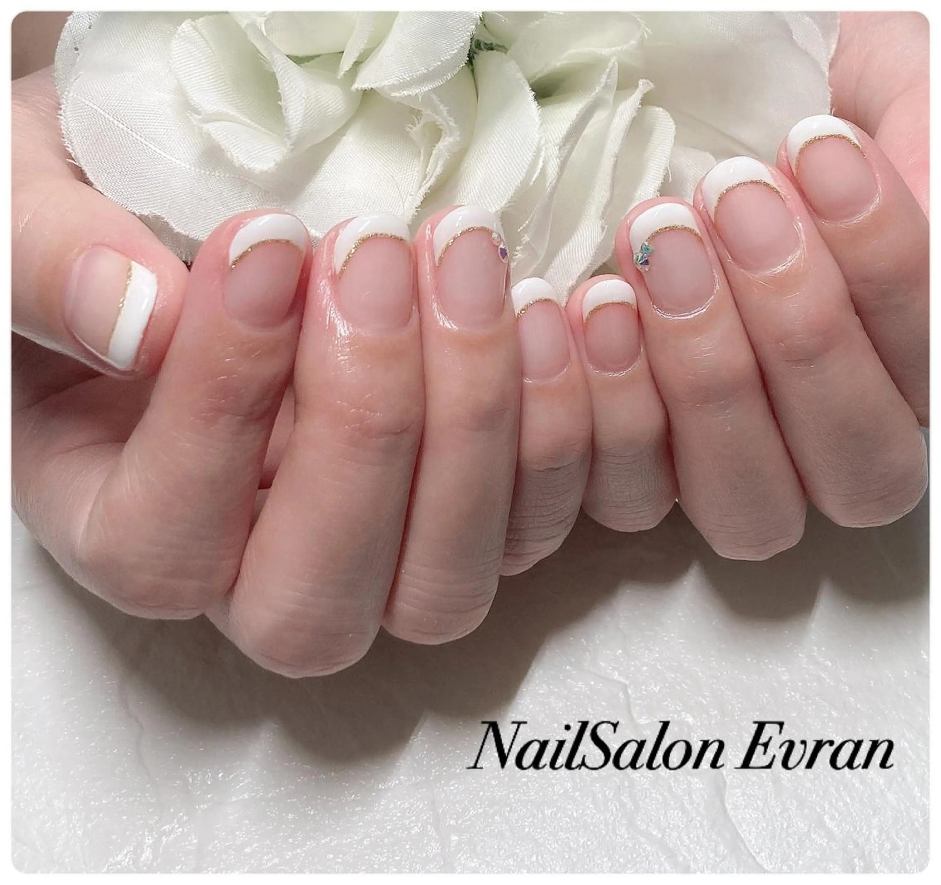 ネイル ストーンネイル ハンドネイル Nail salon Evranのネイルデザイン