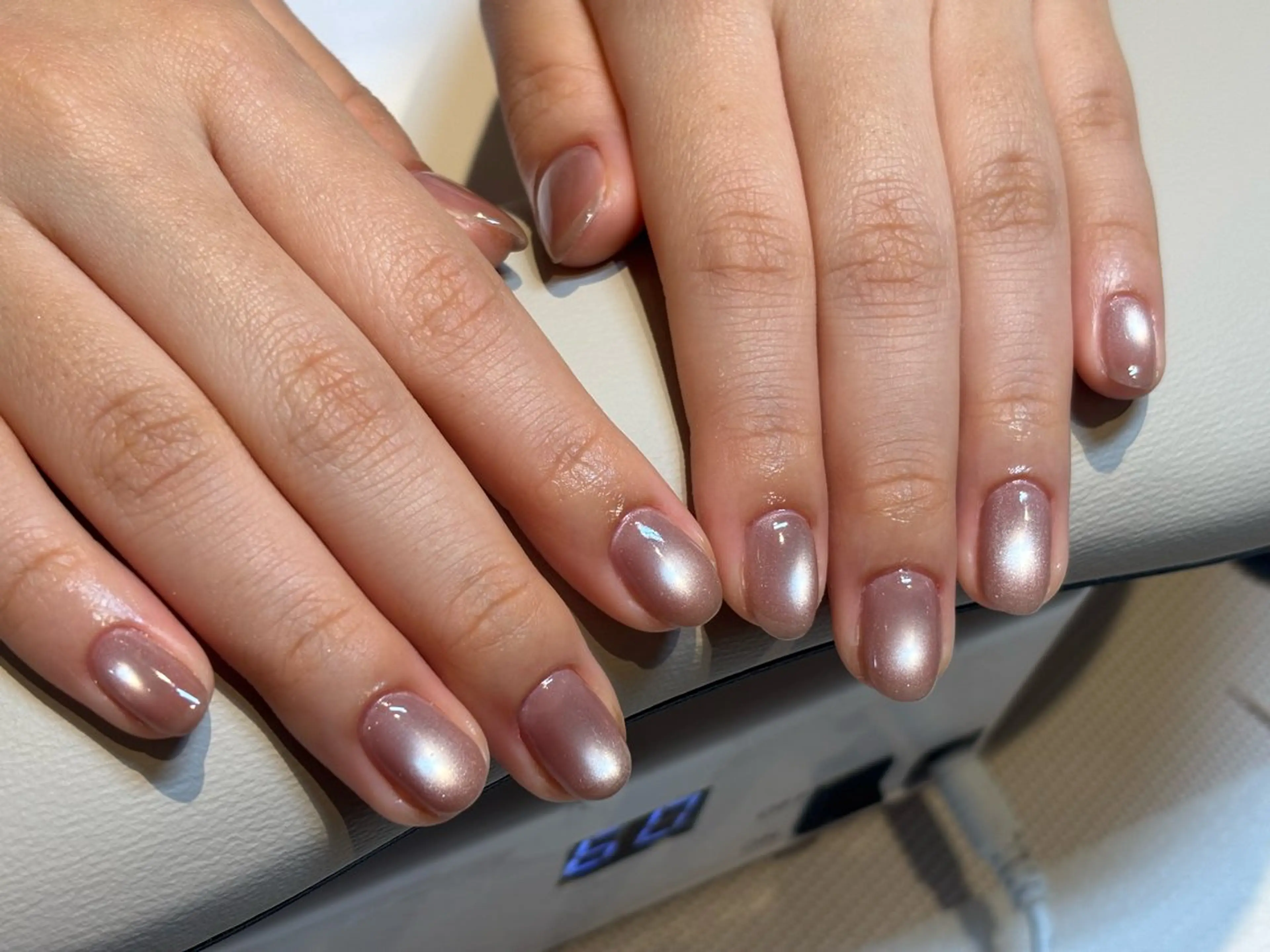 ネイル 楡井 陽菜のネイルデザイン