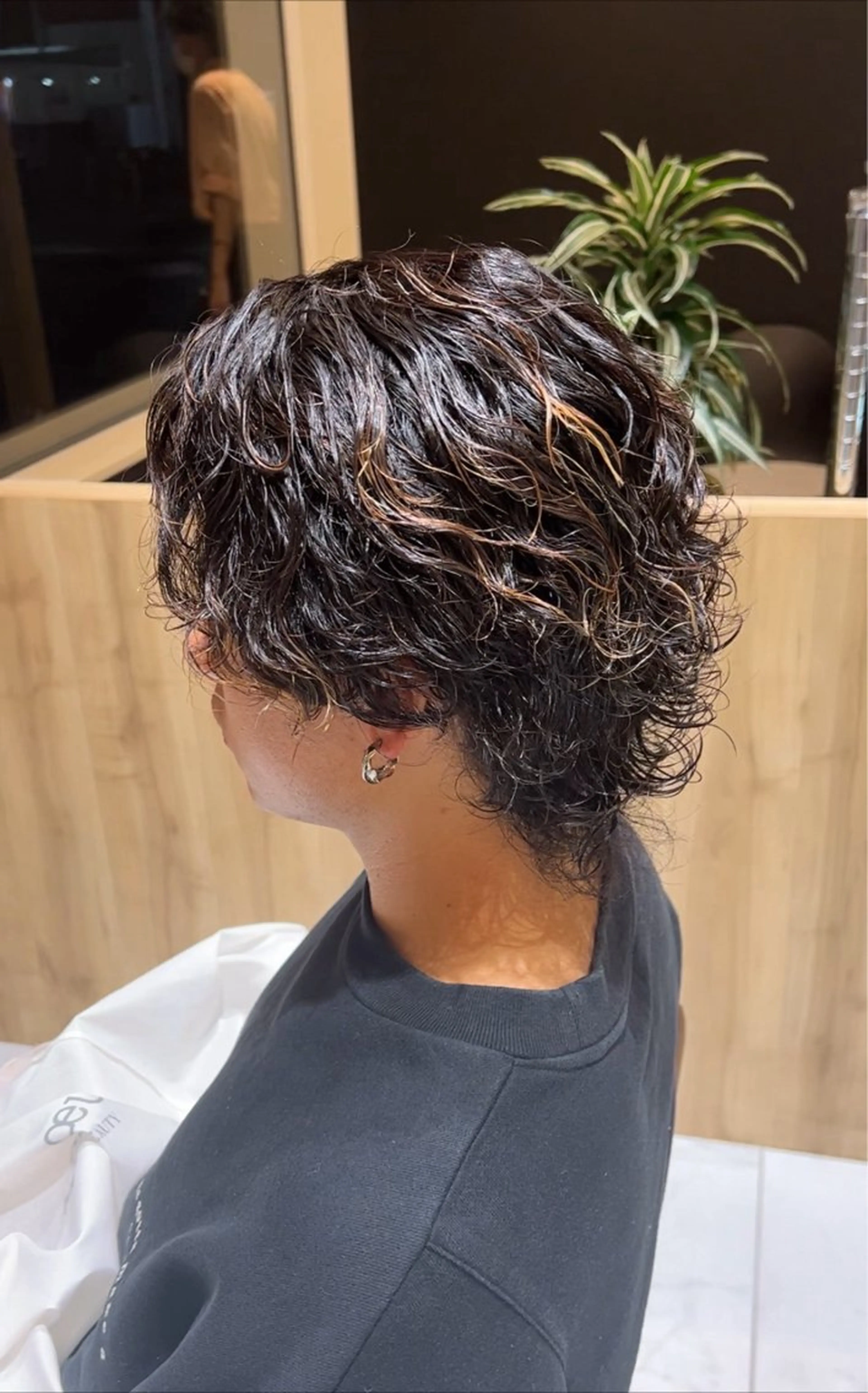 ミディアム パーマ メンズ ルクール喜多町店 コムロのヘアスタイル