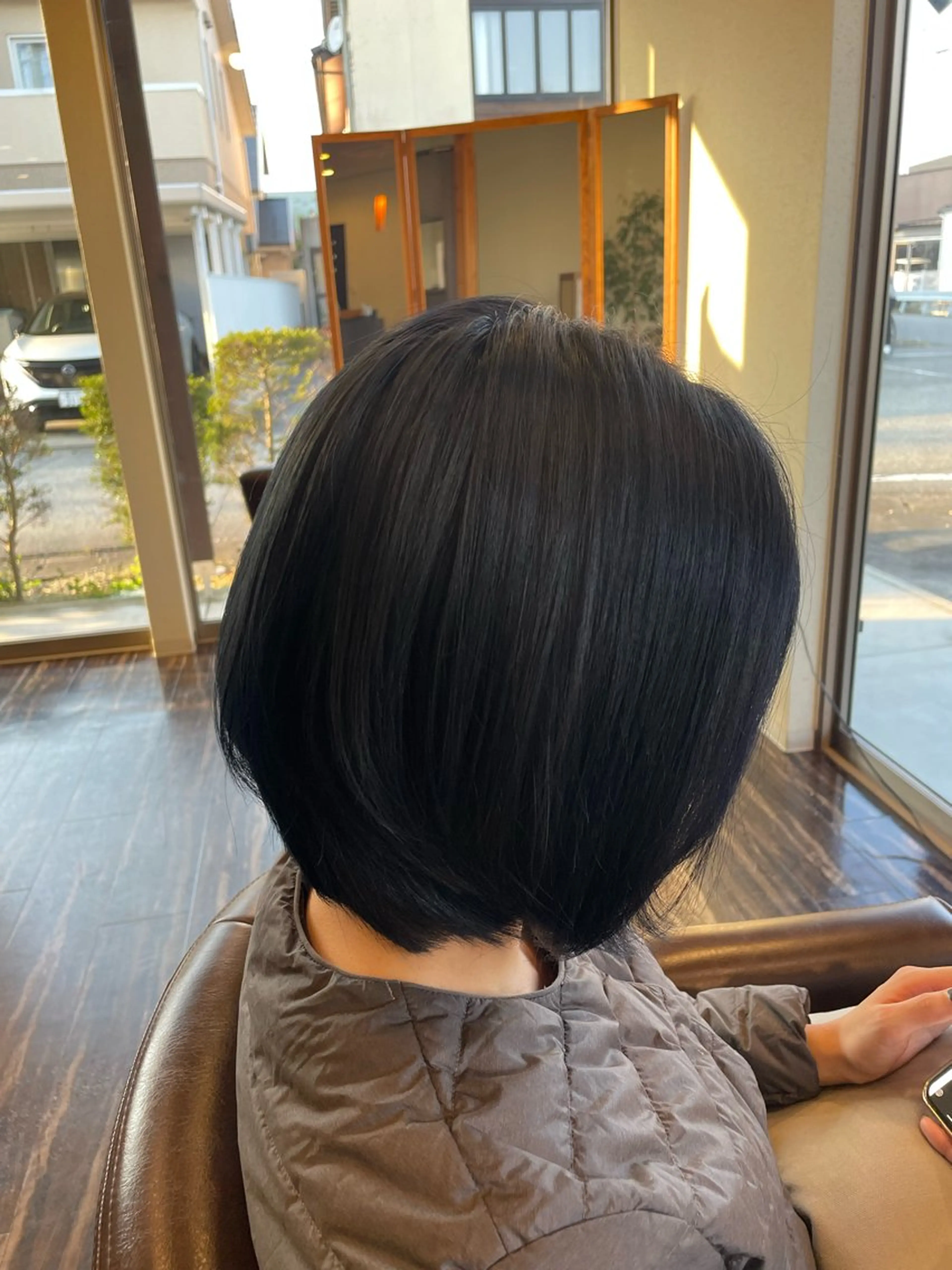 ショート カラー ブルーカラー ネイビーカラー トリートメント ヘアカラー 打井 玲奈のヘアスタイル
