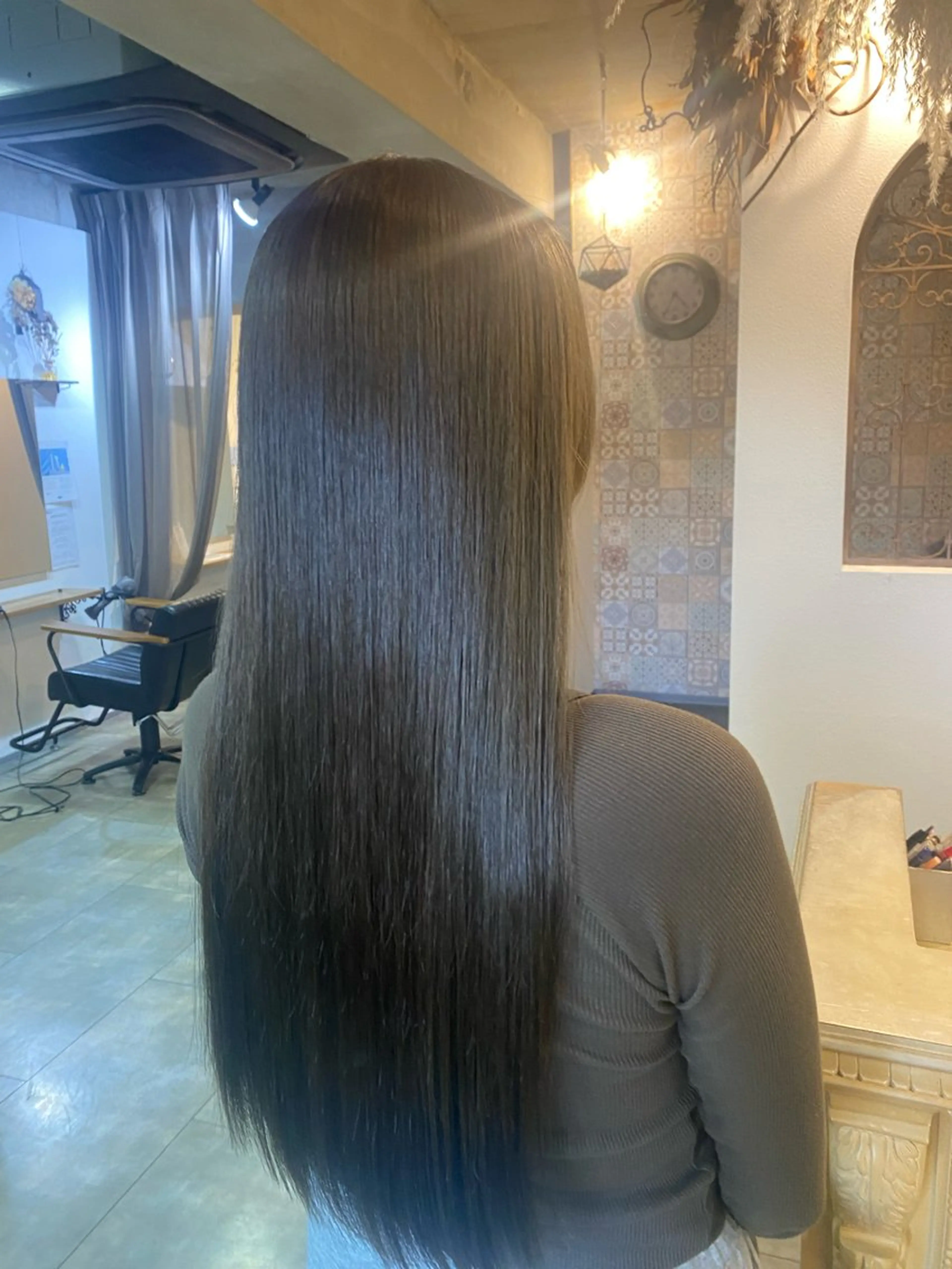 ロング カラー グレージュ オリーブグレージュ オリーブグレー ヘアカラー トリートメント maya マヤのヘアスタイル