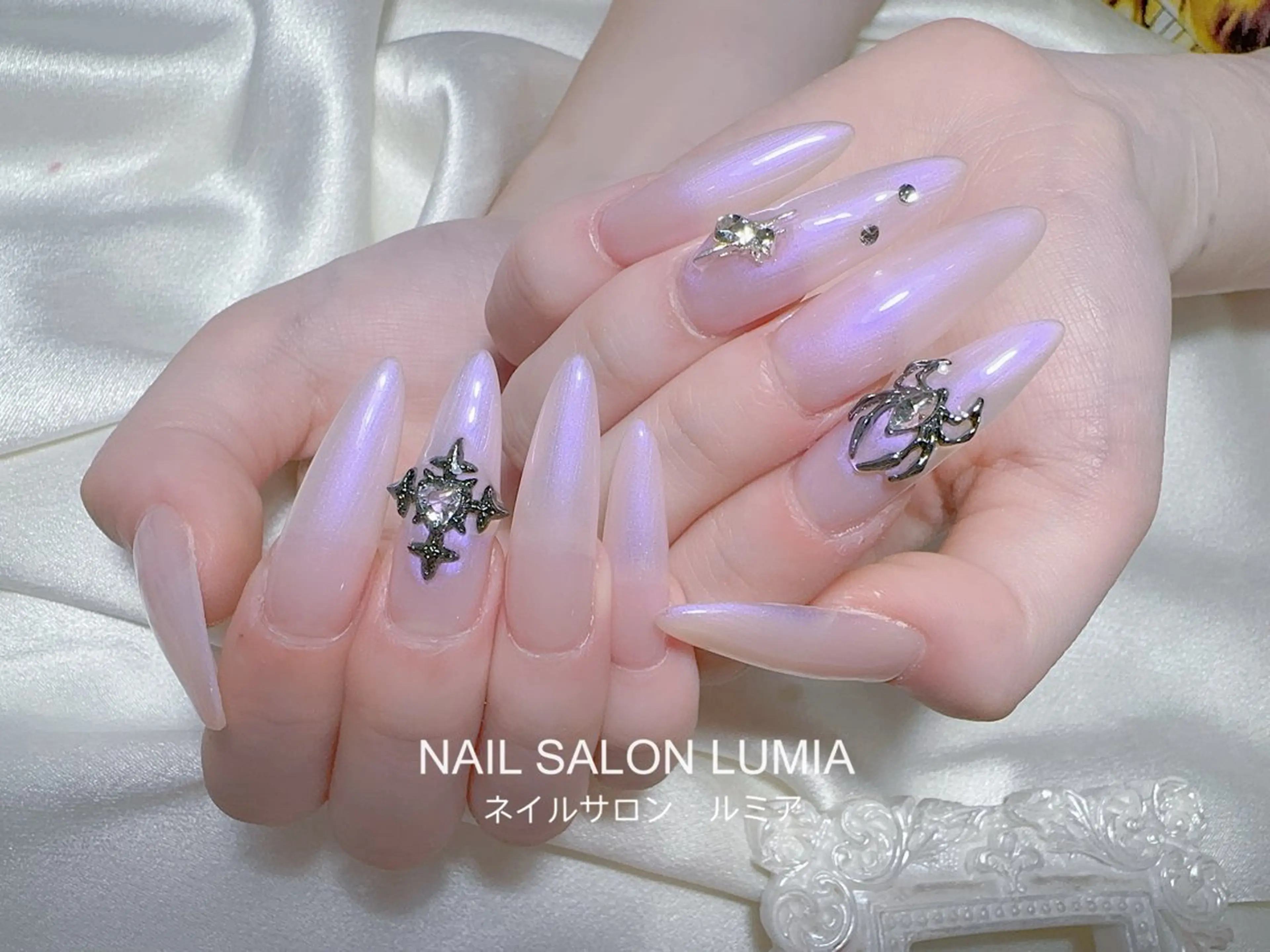 ネイル ハンドネイル ネイルサロン ルミア Lumia 店長のネイルデザイン