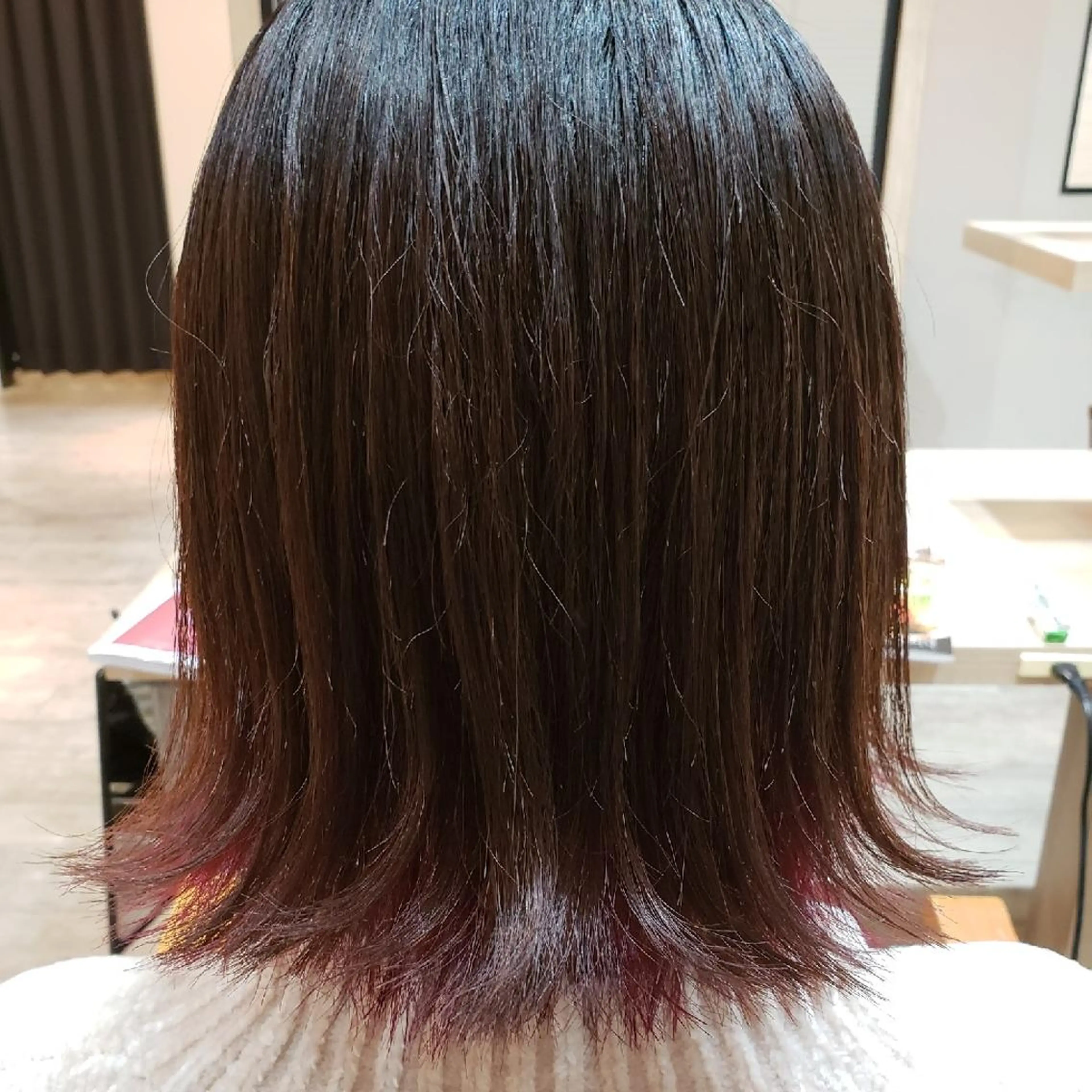 ショート 外ハネヘア 浅野 Roots店長のヘアスタイル