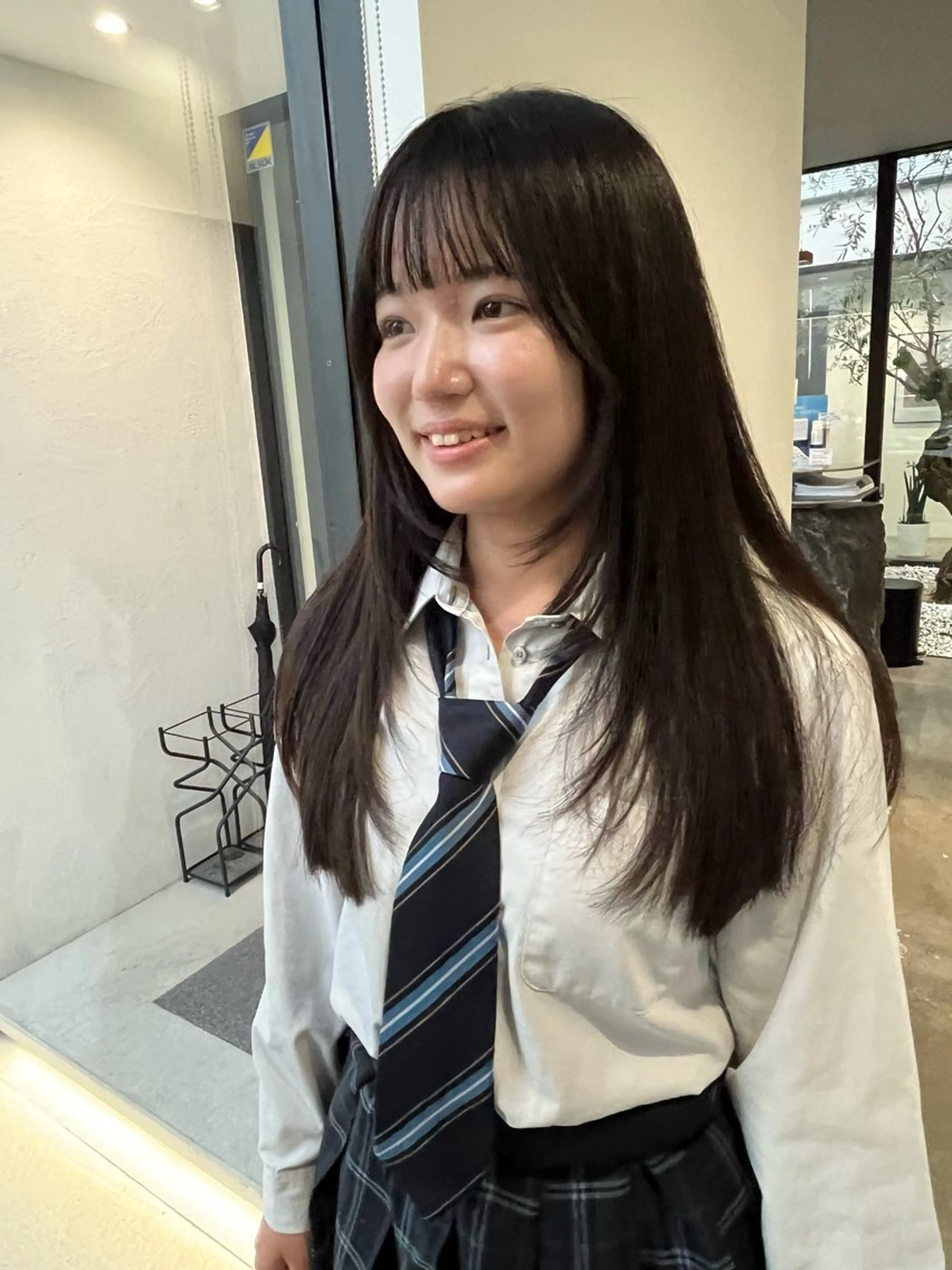 ロング 顔周りカット レイヤーカット カット heir studio Baretta所属・似合わせパーマ/ 山本銀次郎のヘアスタイル