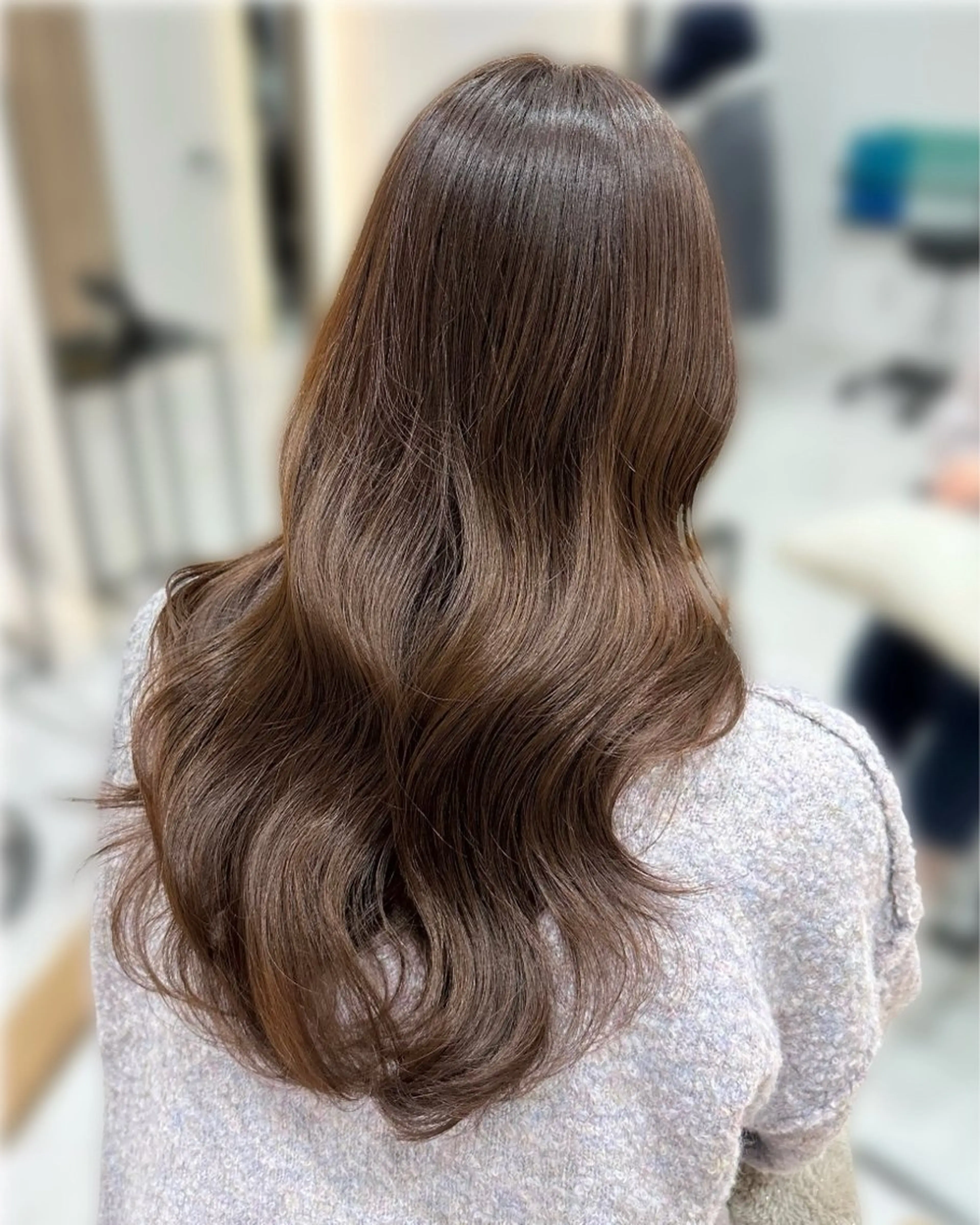 【ミディアム(肩下​〜​胸上)】1cm以上👩🏼カット+髪質改善ケアカラー+クイックTR🫧の写真