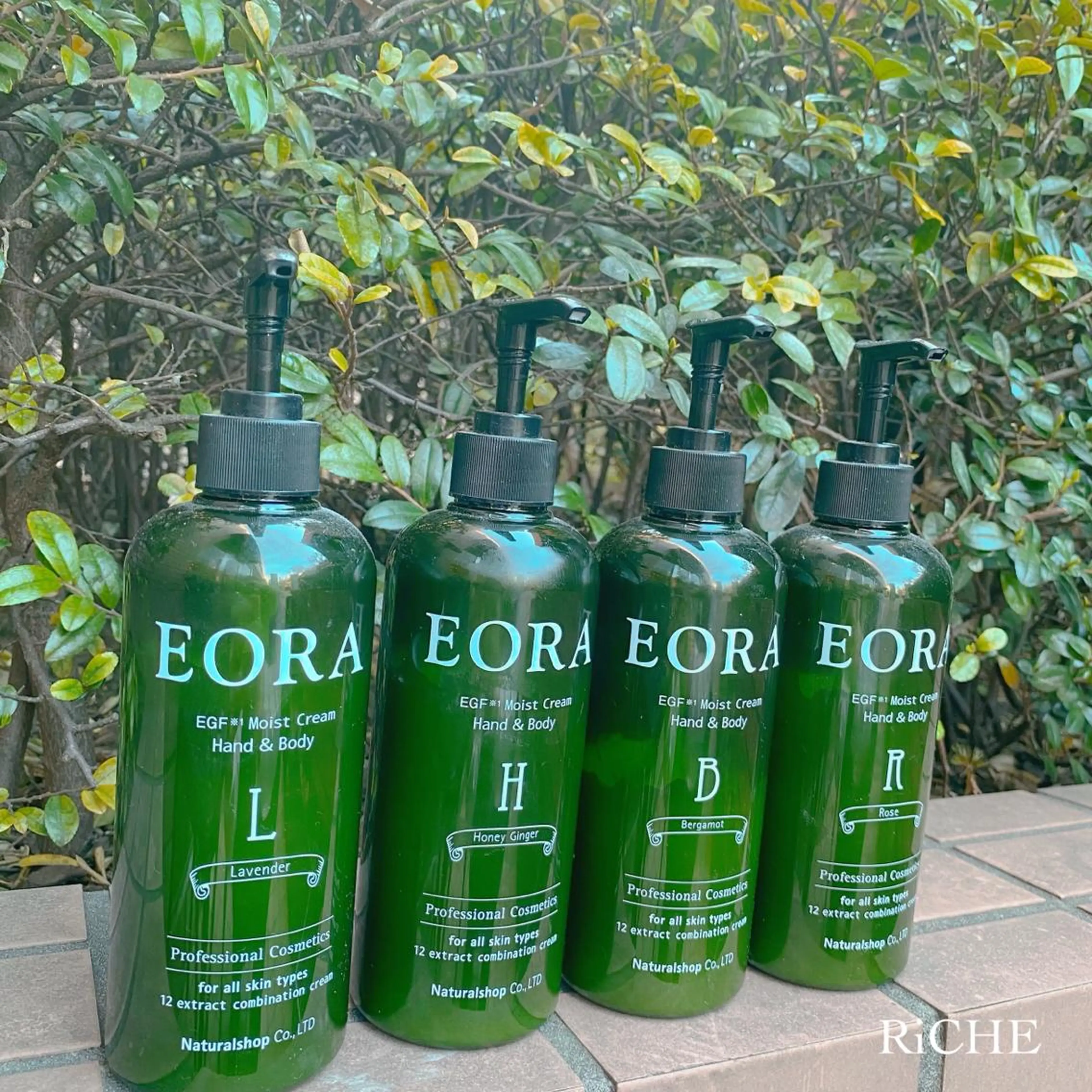 ネイル Twinkmiru新宿所属・Yuriko⭐️ まつげ/眉毛のマツエク・マツパデザイン