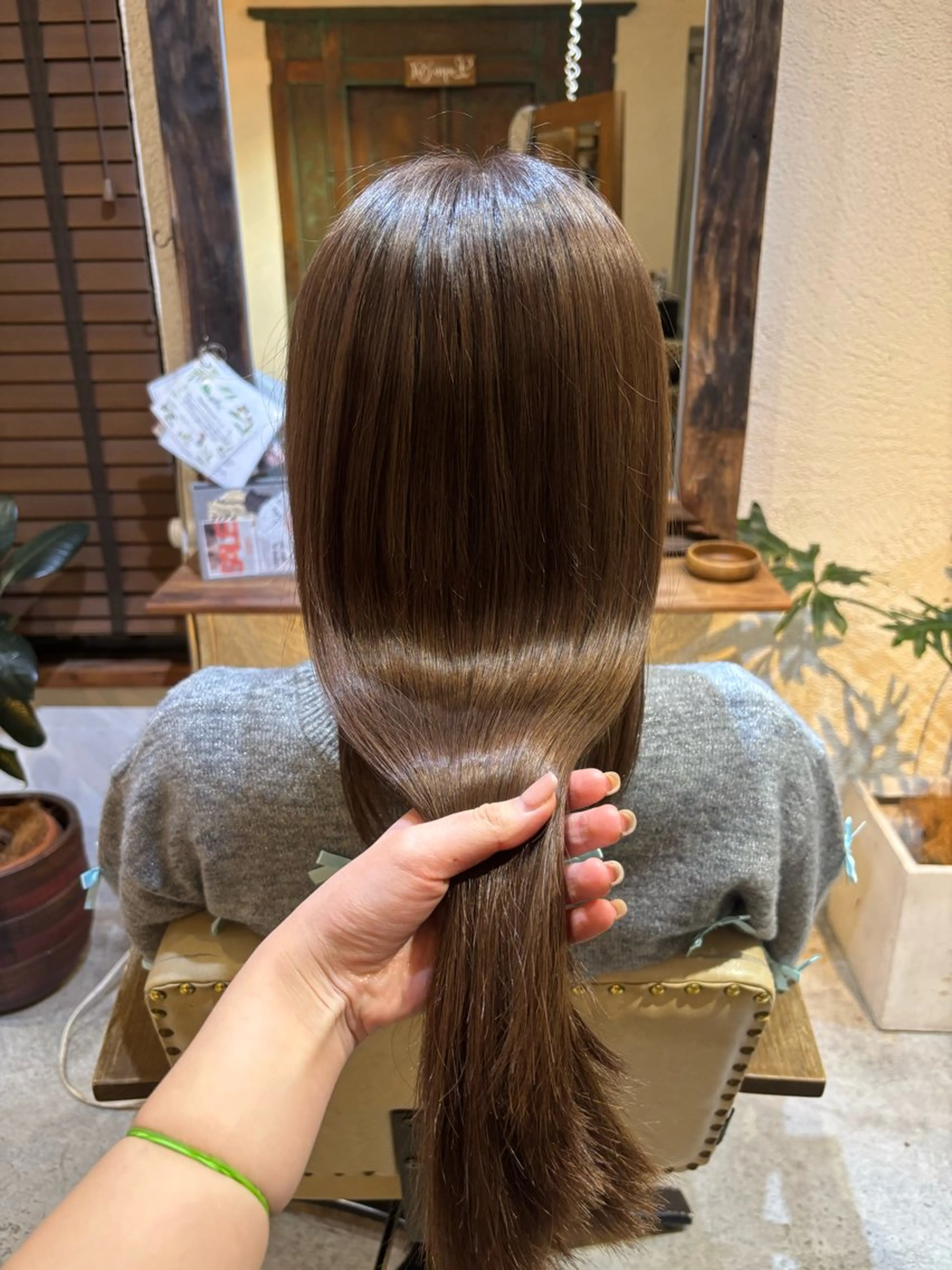 ロング カラー ヘアカラー 道添 怜奈のヘアスタイル