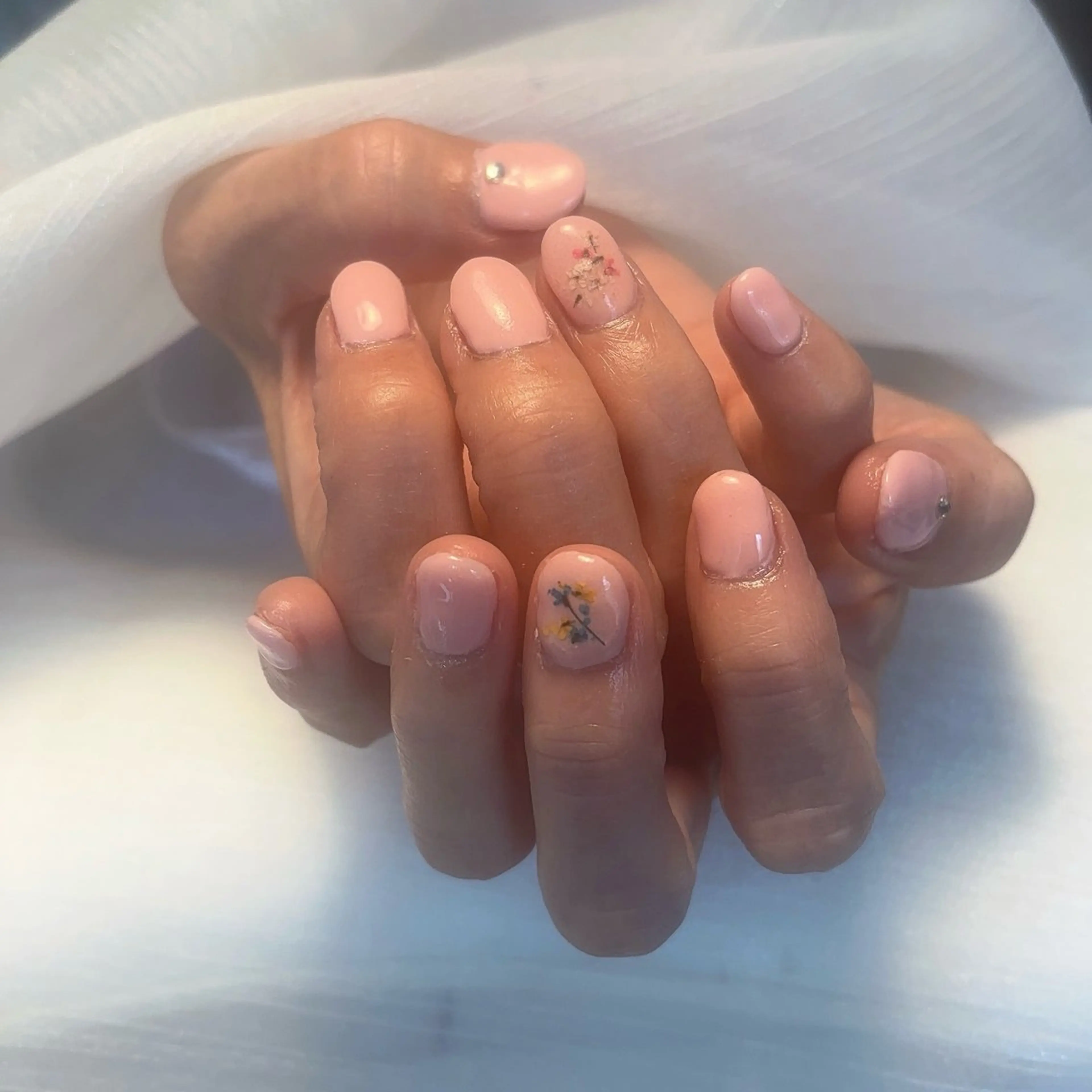 ネイル 持ち込み 春ネイル ハンドネイル Nail salon Natulalのネイルデザイン