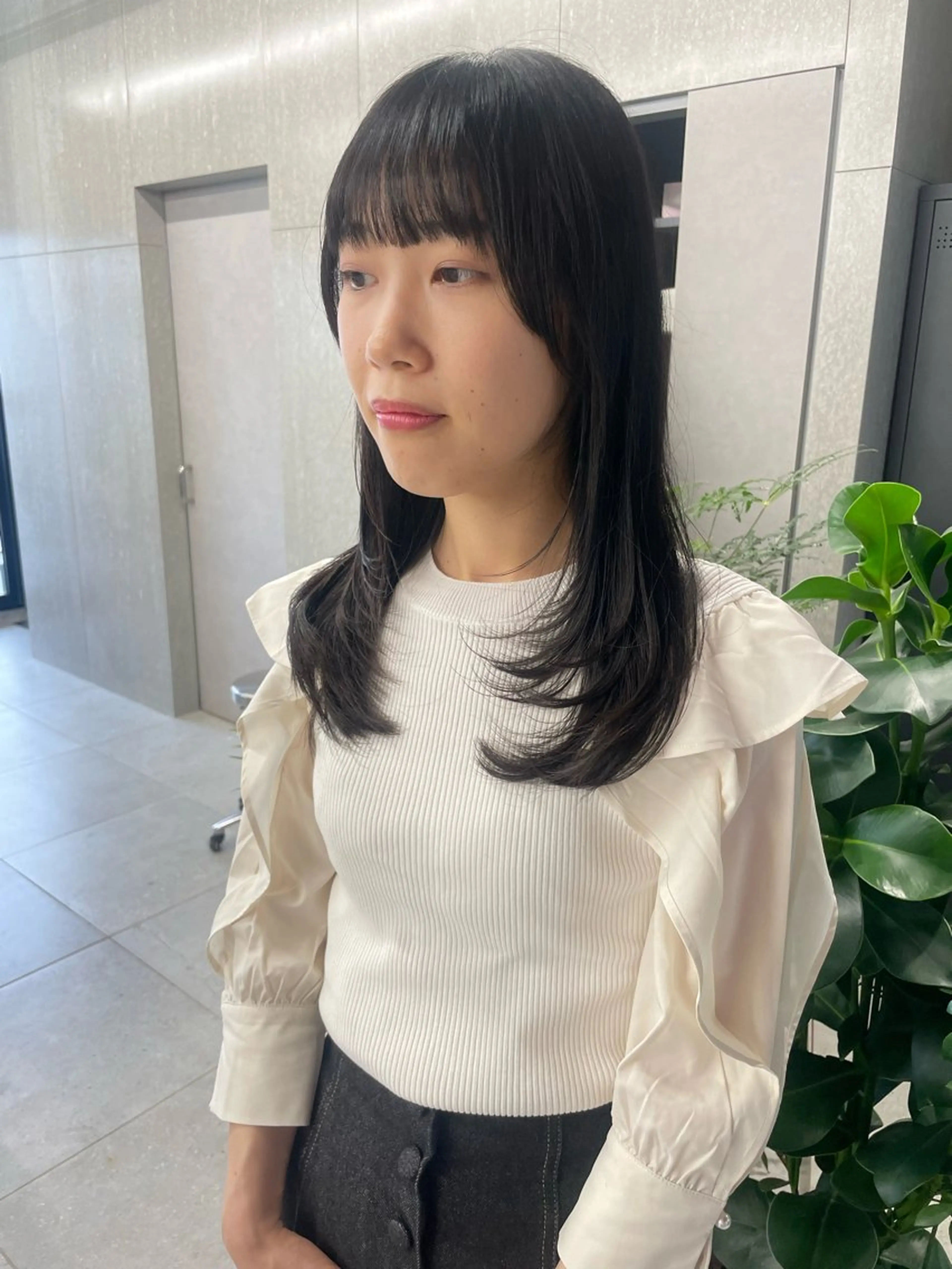 ロング カット ヘアカラー トリートメント MIFA レイヤー／パーマのヘアスタイル