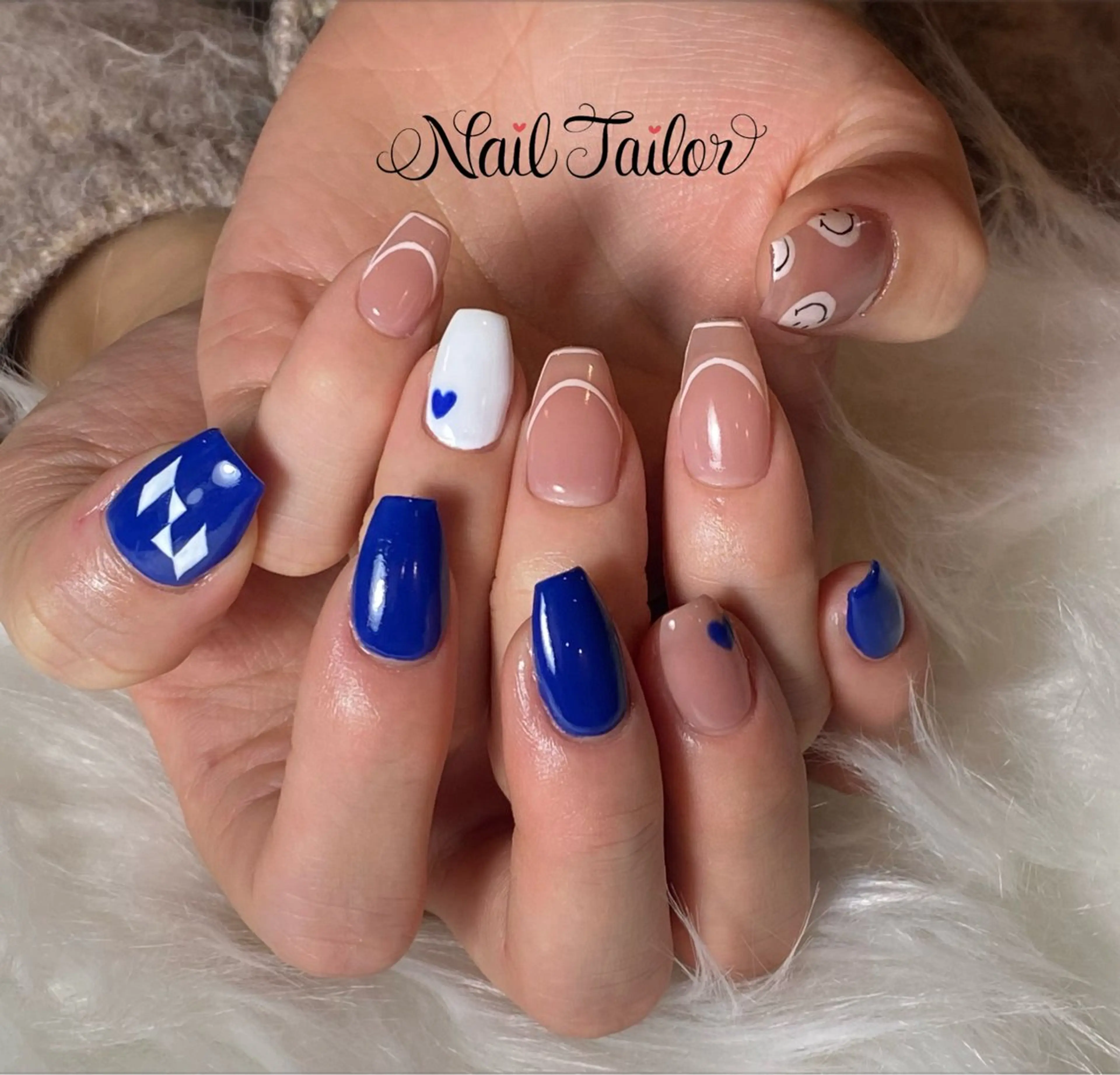 ネイル アートネイル ブルー 長さ出し フレンチネイル 持ち込み ハンドネイル NailTailor ネイルテイラーのネイルデザイン