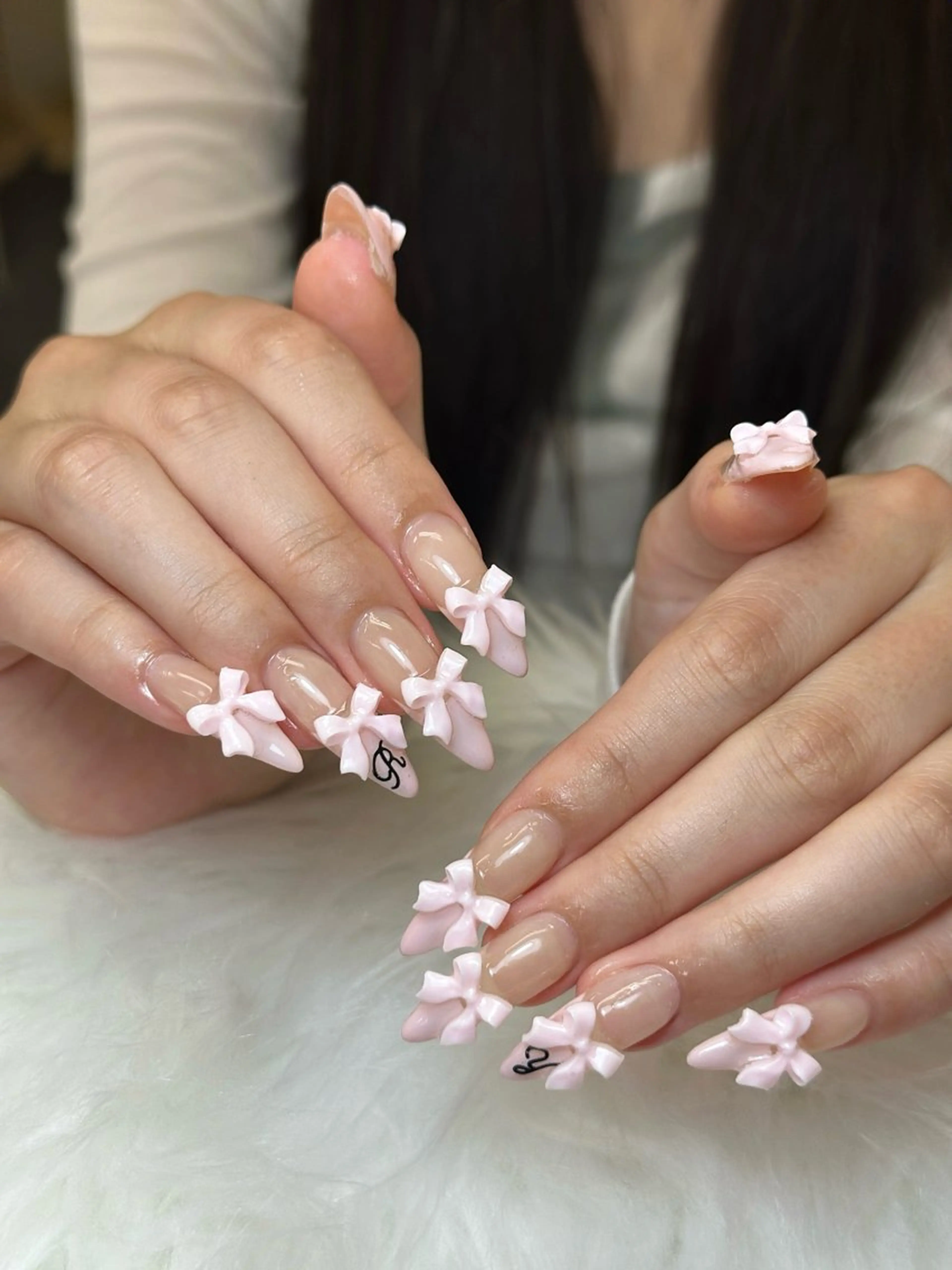 ネイル アートネイル フレンチネイル ジェルネイル キラキラネイル 大理石ネイル(マーブル) ハンドネイル トウイ チャンのネイルデザイン