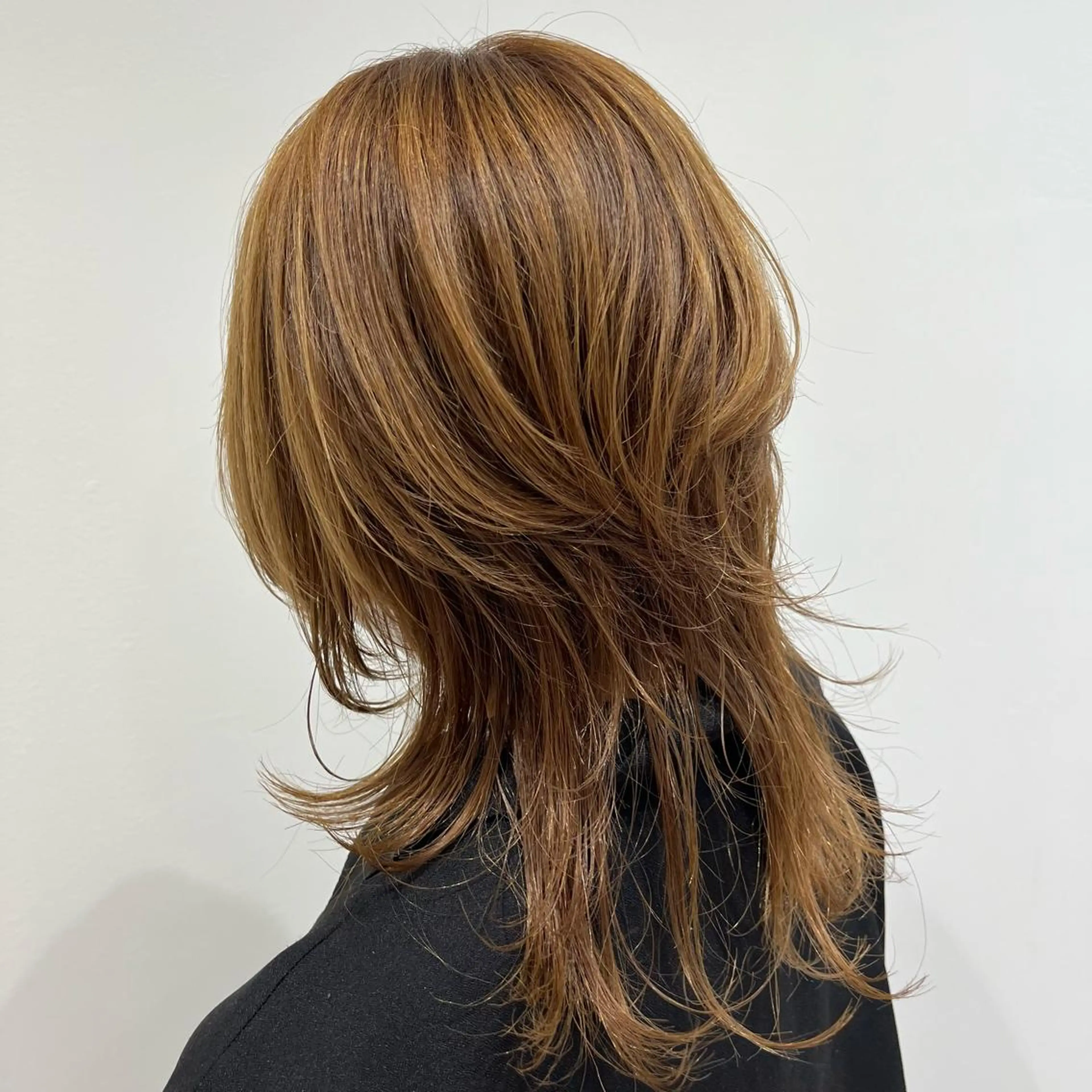 ロング ウルフカット カット 🐺ウルフ× ハイトーン🐺MOEのヘアスタイル