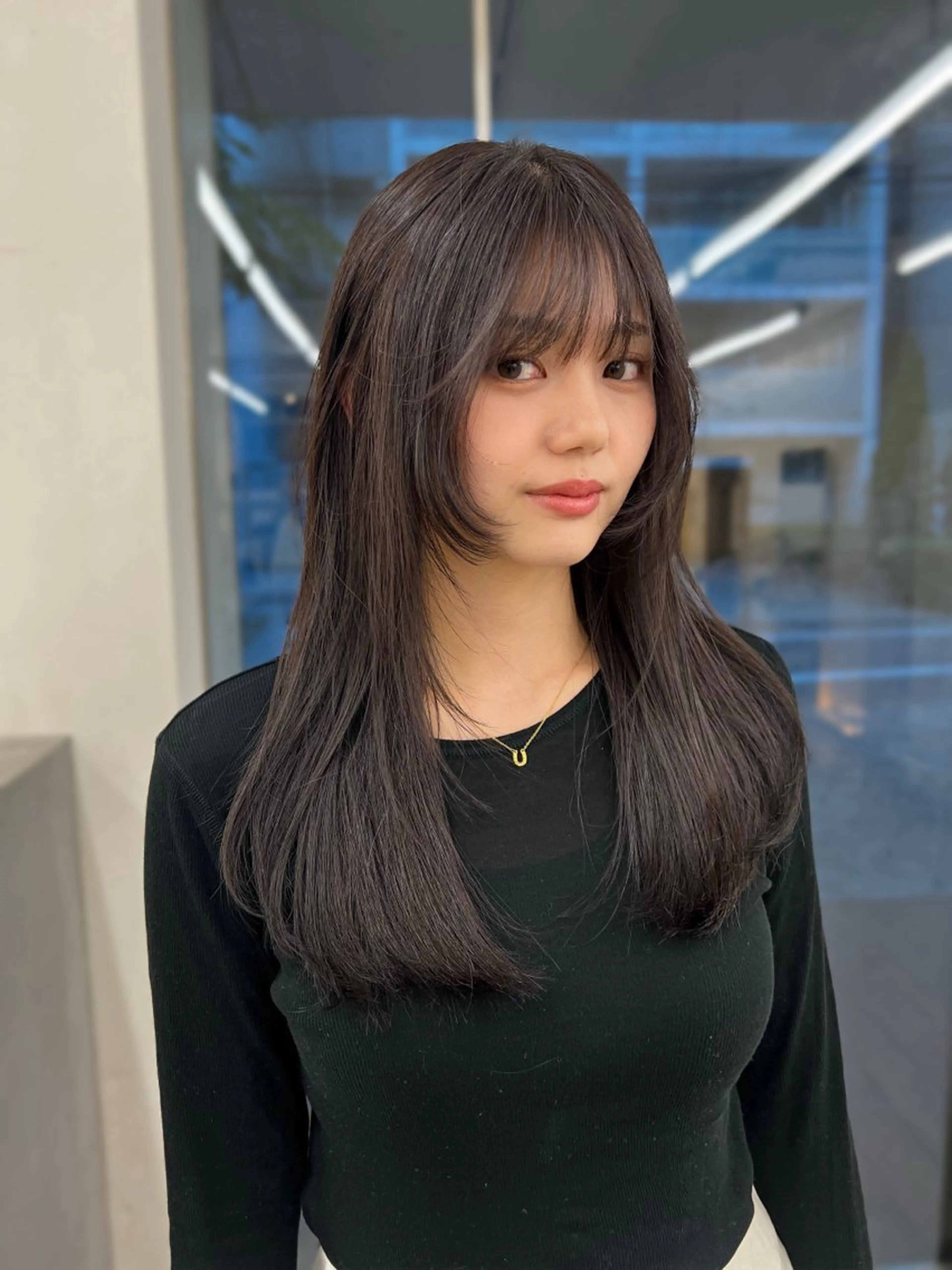 カット＋ケアカラー＋顔まわりの縮毛矯正の写真