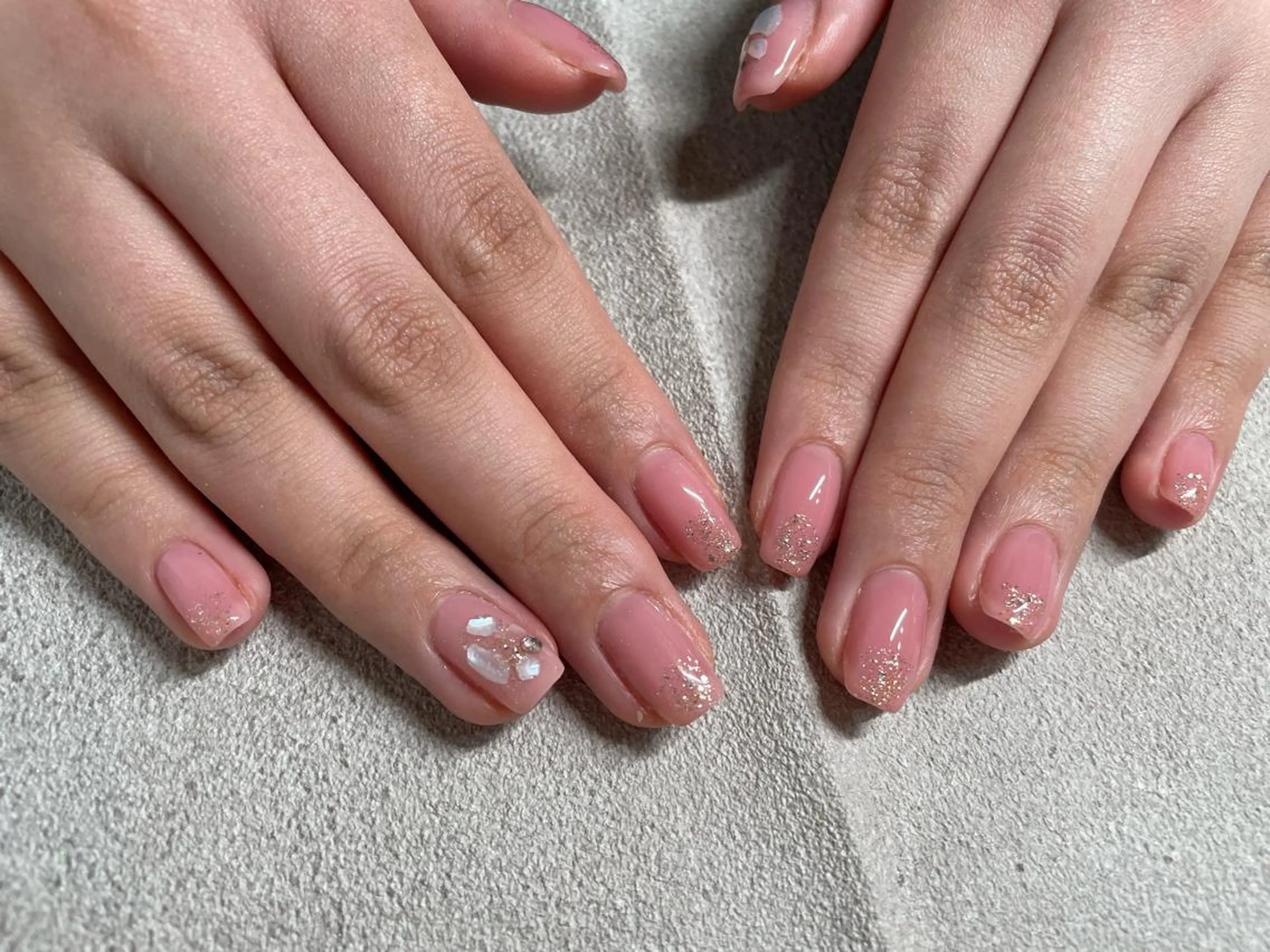 ネイル Roi〈ロワ〉 Minakoのネイルデザイン