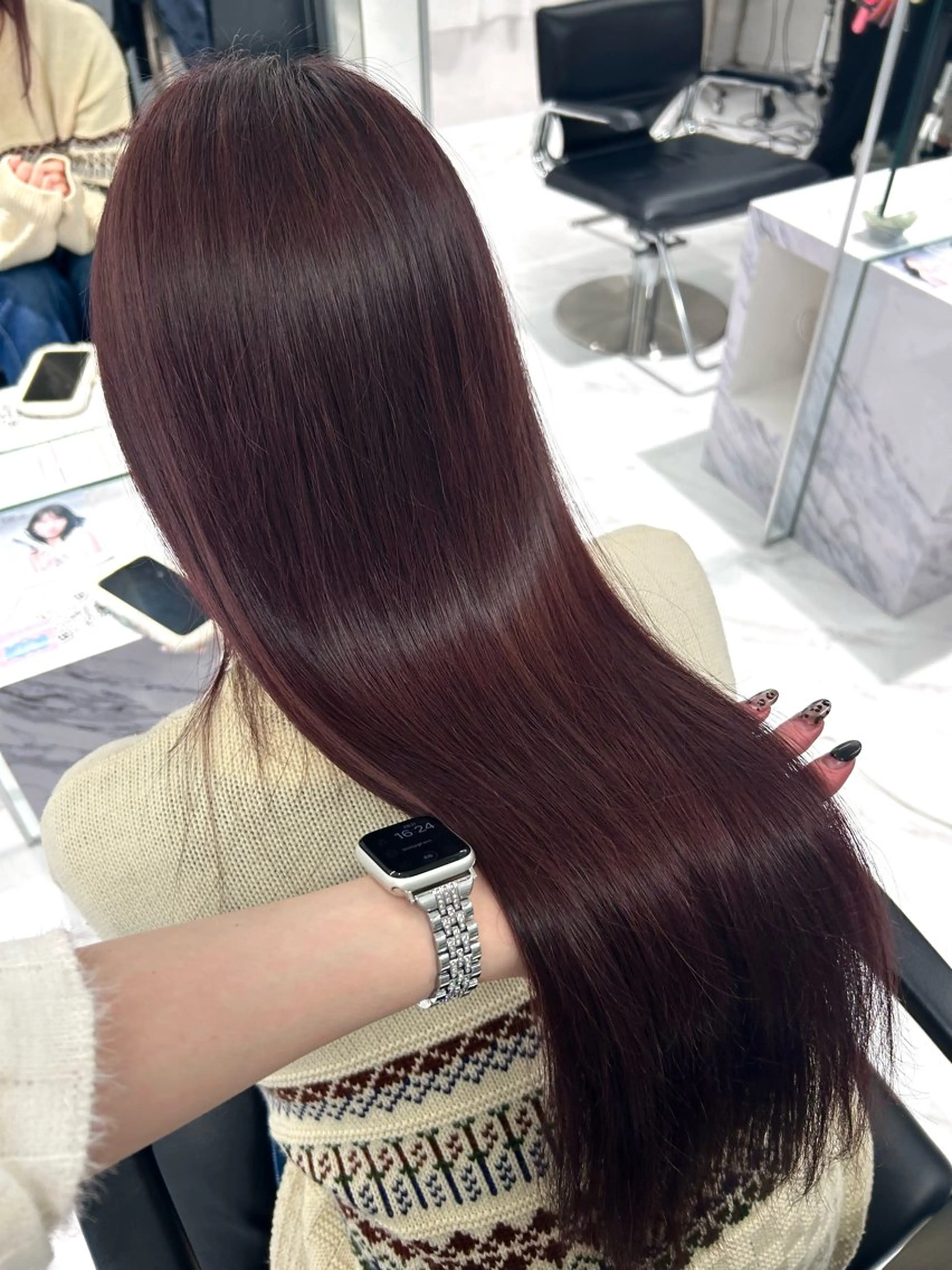 ロング カラー カシス レッドカラー カット ヘアカラー トリートメント shizuna/平尾 /カラー/髪質改善のヘアスタイル