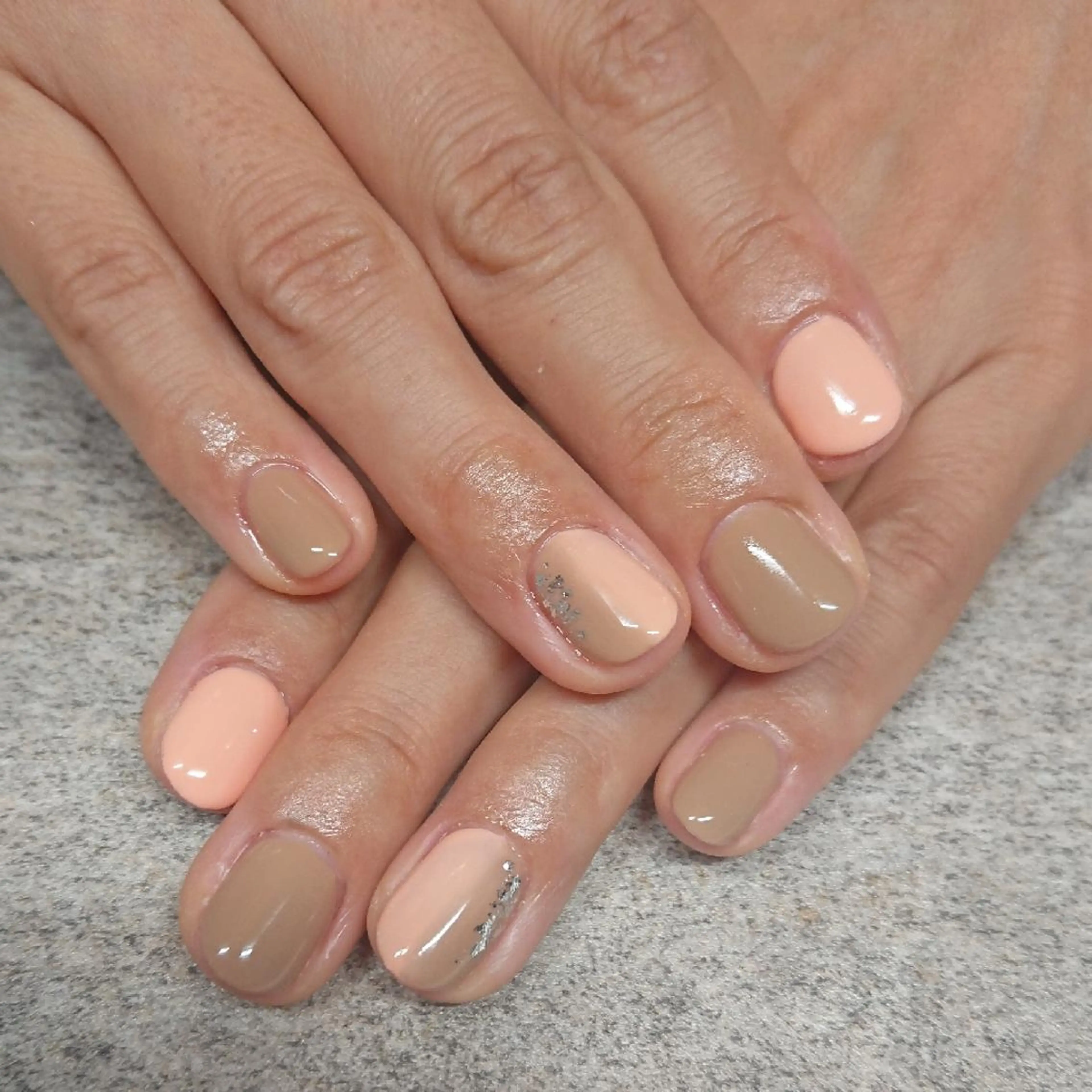 ネイル ジェヌインネイル 河内のネイルデザイン