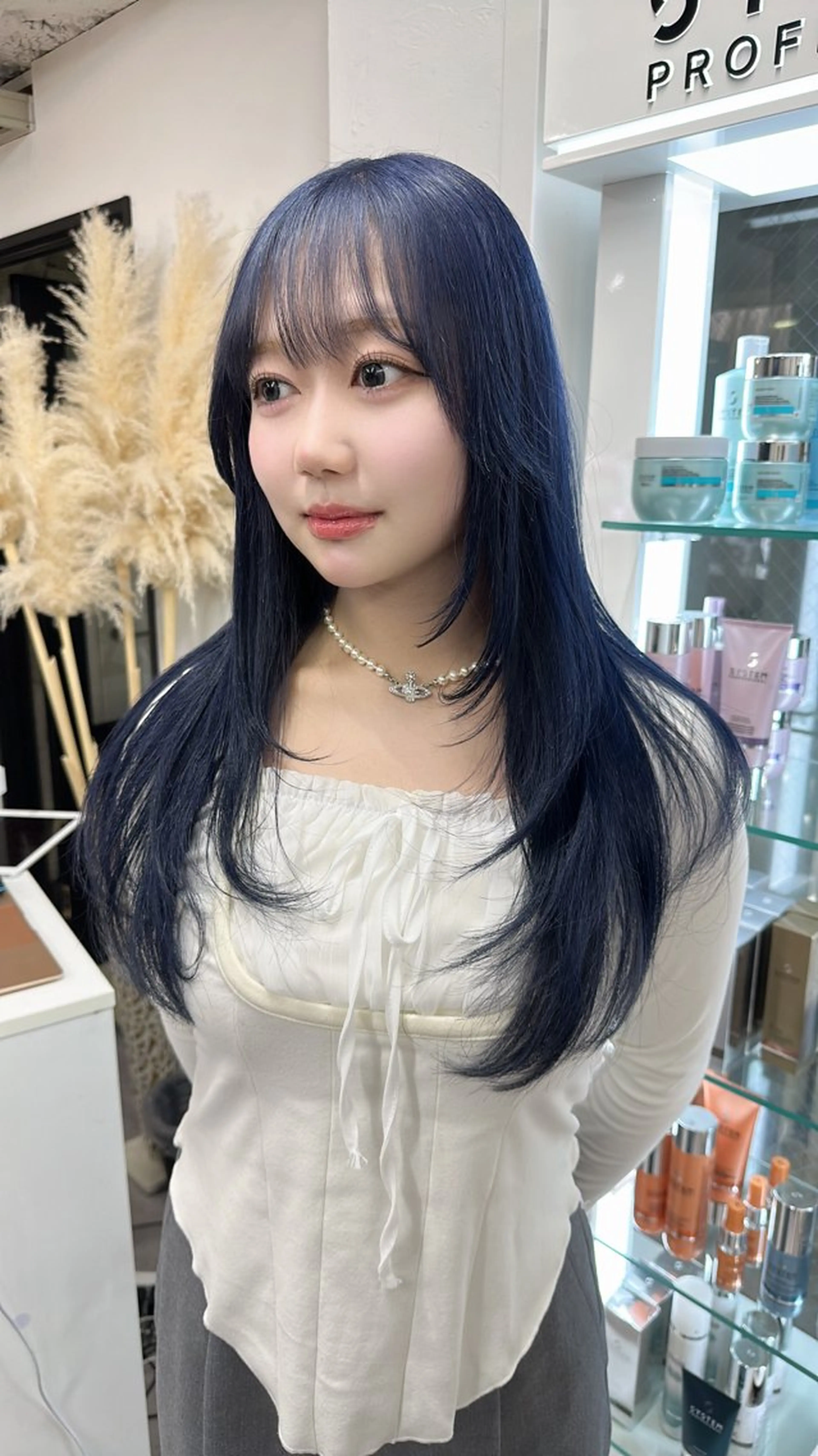 ロング ハイトーン/ダブル カラー/akihoのヘアスタイル