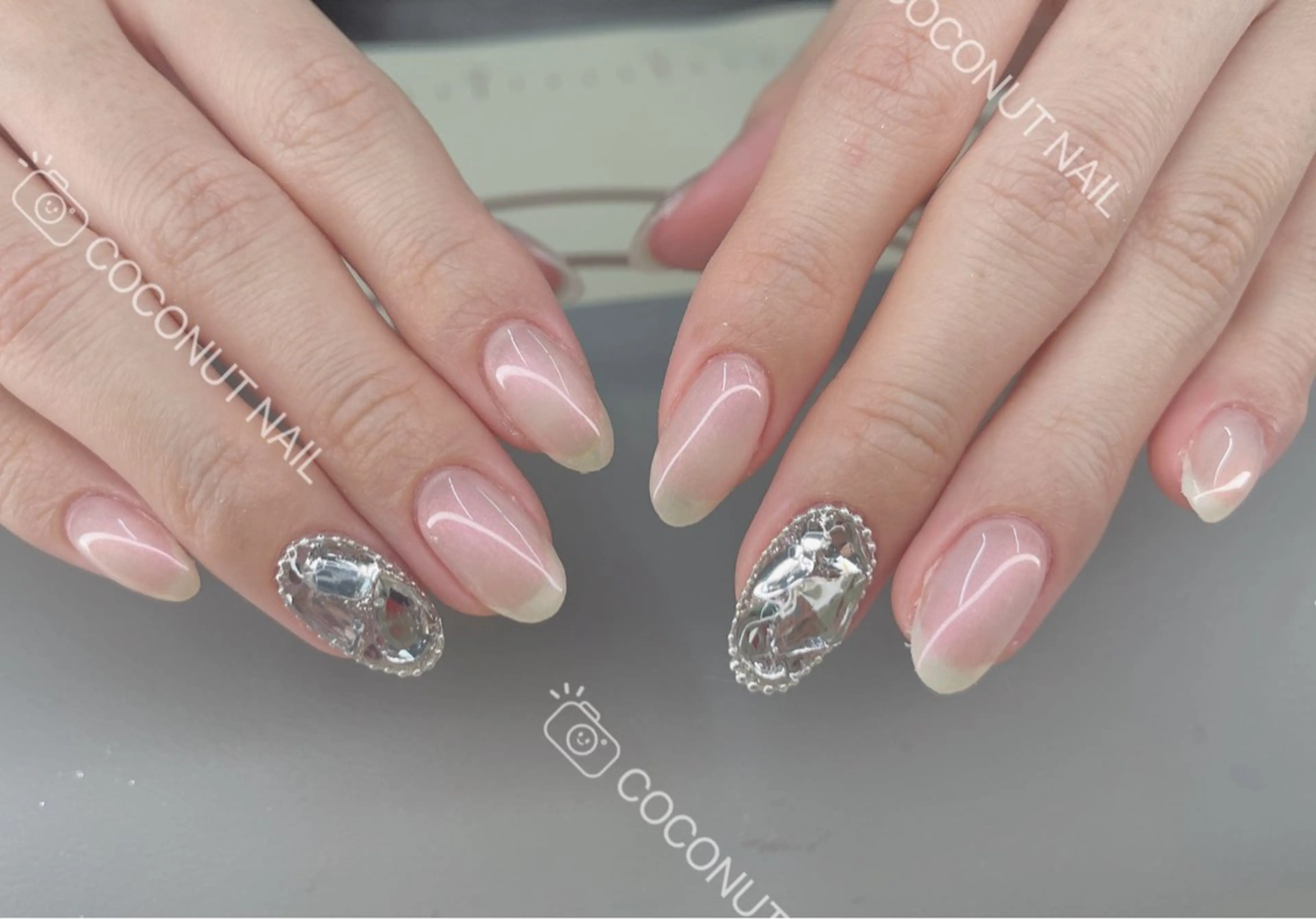ネイル ハンドネイル 神田 ココナッツのネイルデザイン