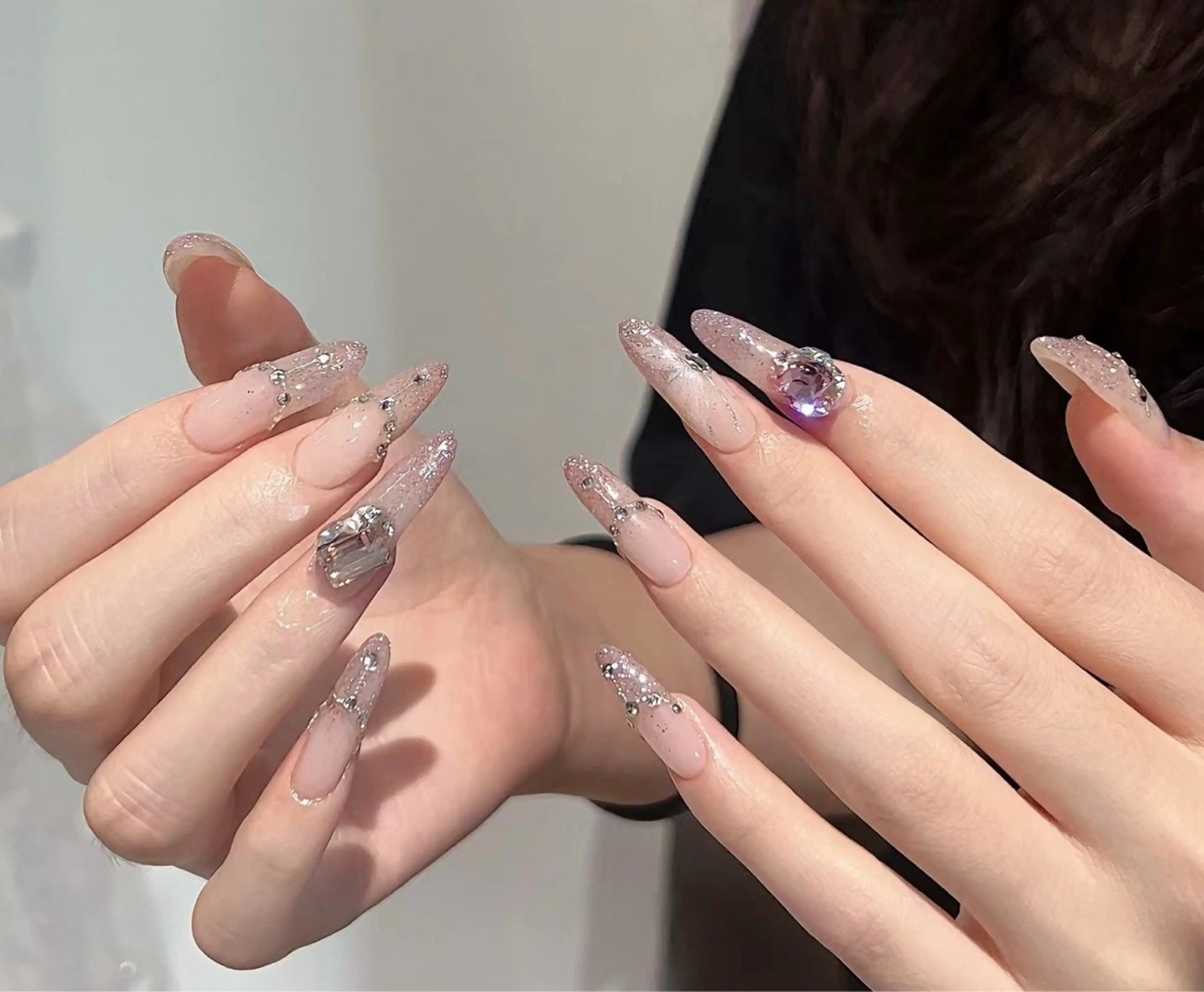 ネイル フラッシュネイル キラキラネイル ストーンネイル BabyYouMi nailのネイルデザイン
