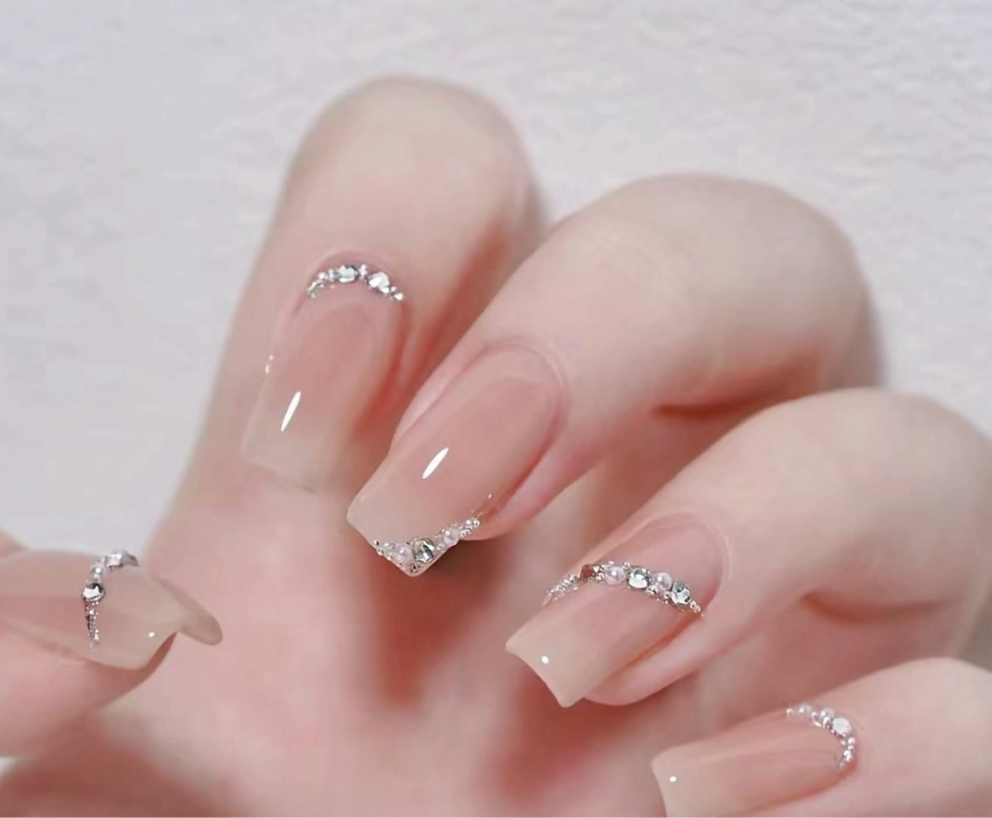 ネイル ハンドネイル MoonNail ユリ🌸のネイルデザイン