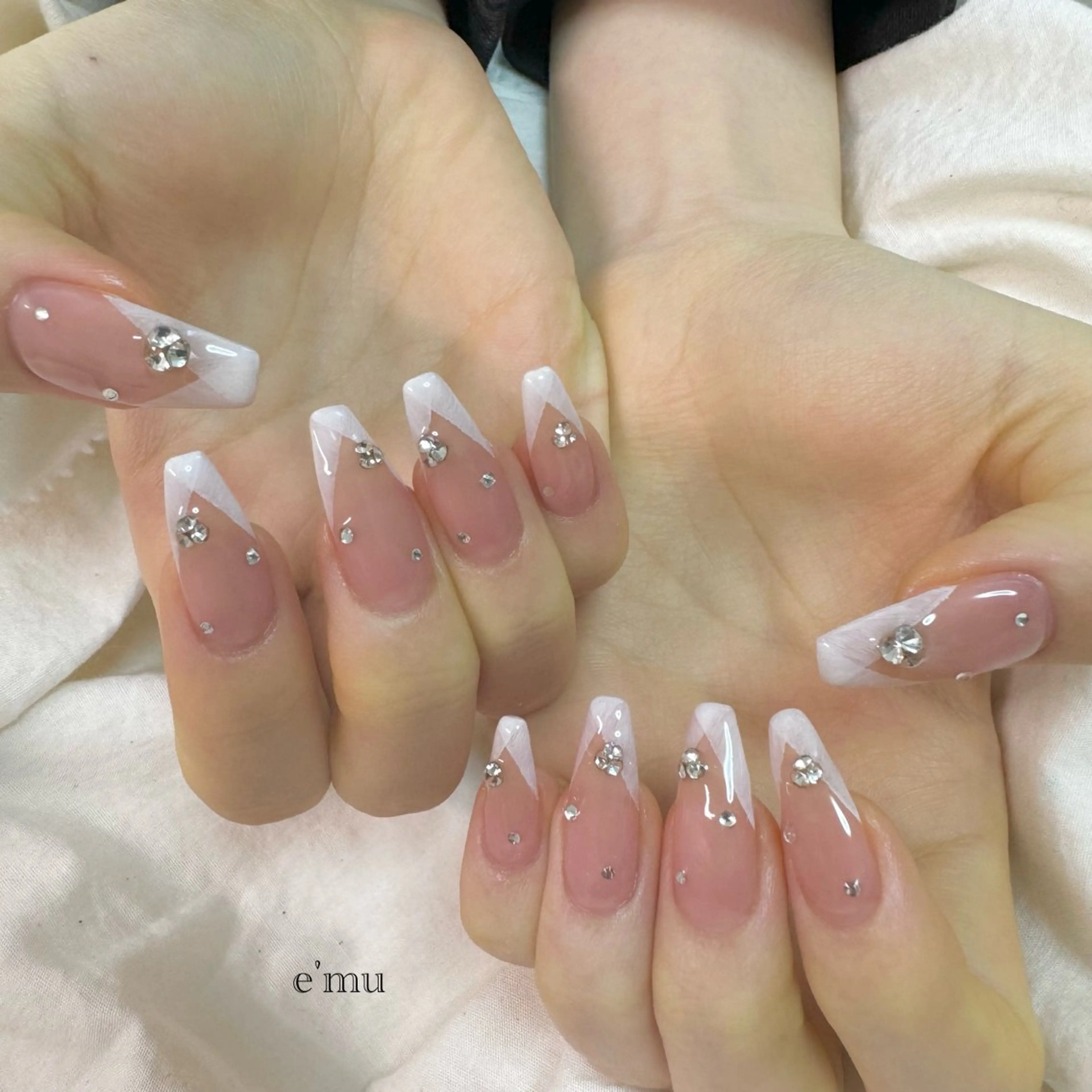 ネイル ワンホンネイル ハンドネイル nail salon e'mu💐のネイルデザイン