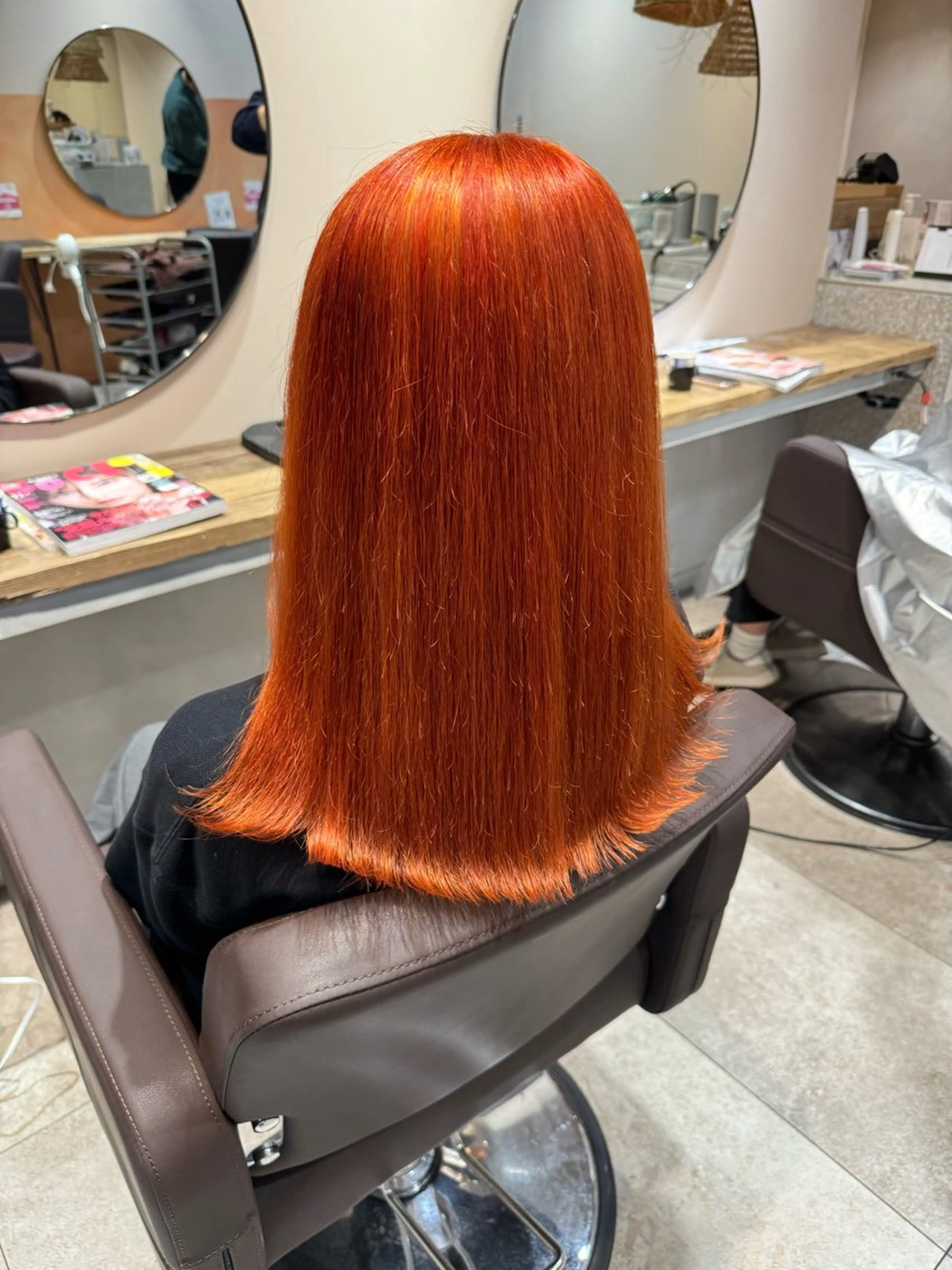 セミロング カラー オレンジ ヘアカラー トリートメント 👾TAMURA MAAYA👾のヘアスタイル