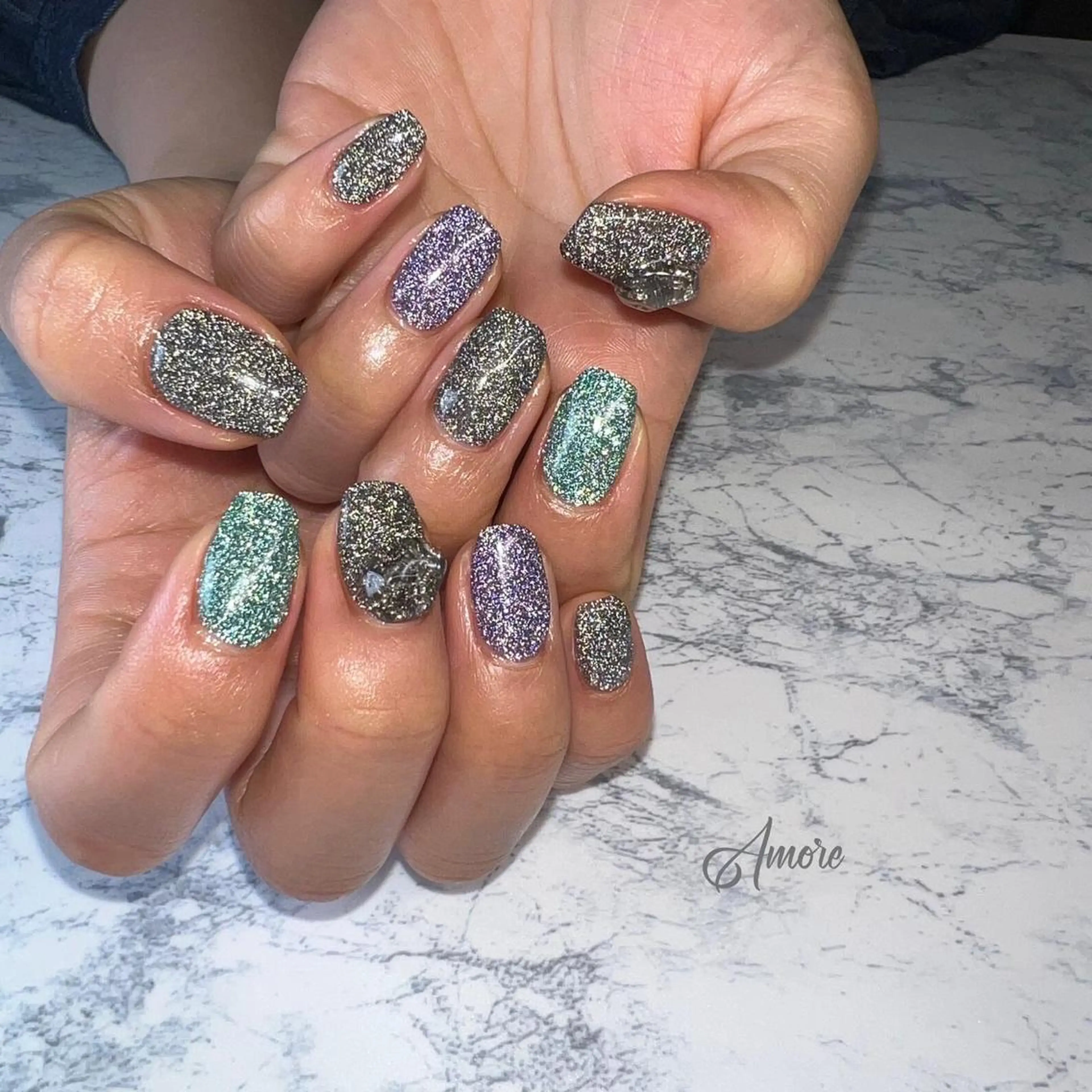 ネイル ジェルネイル 氷ネイル・うるうるネイル マグネットネイル ミラーネイル ニュアンスネイル You kyehwaのネイルデザイン