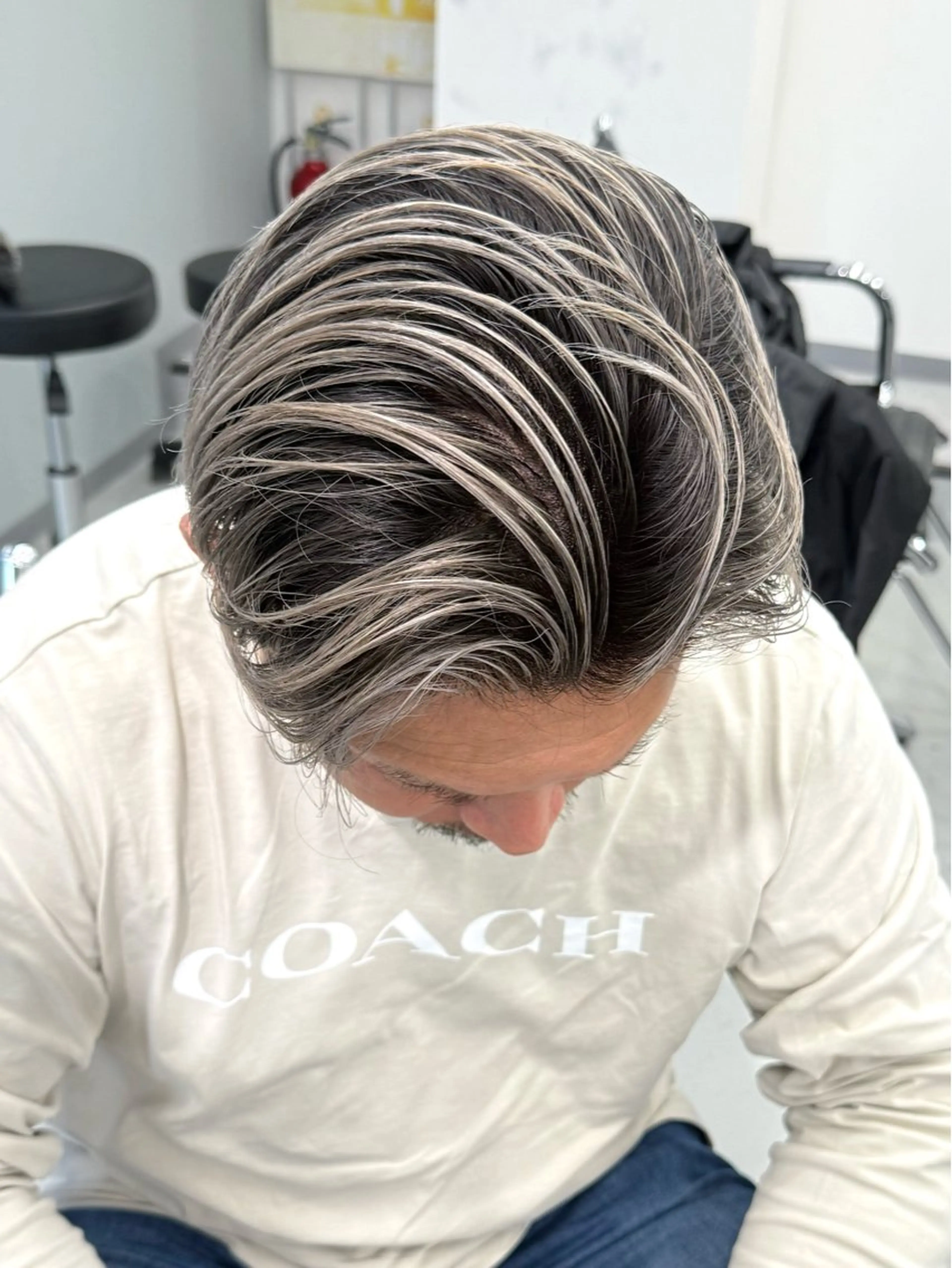 ミディアム カラー メンズ メンズバレイヤージュ バレイヤージュ デザインカラー レイヤーカット takumi/パーマ /バレイヤージュのヘアスタイル