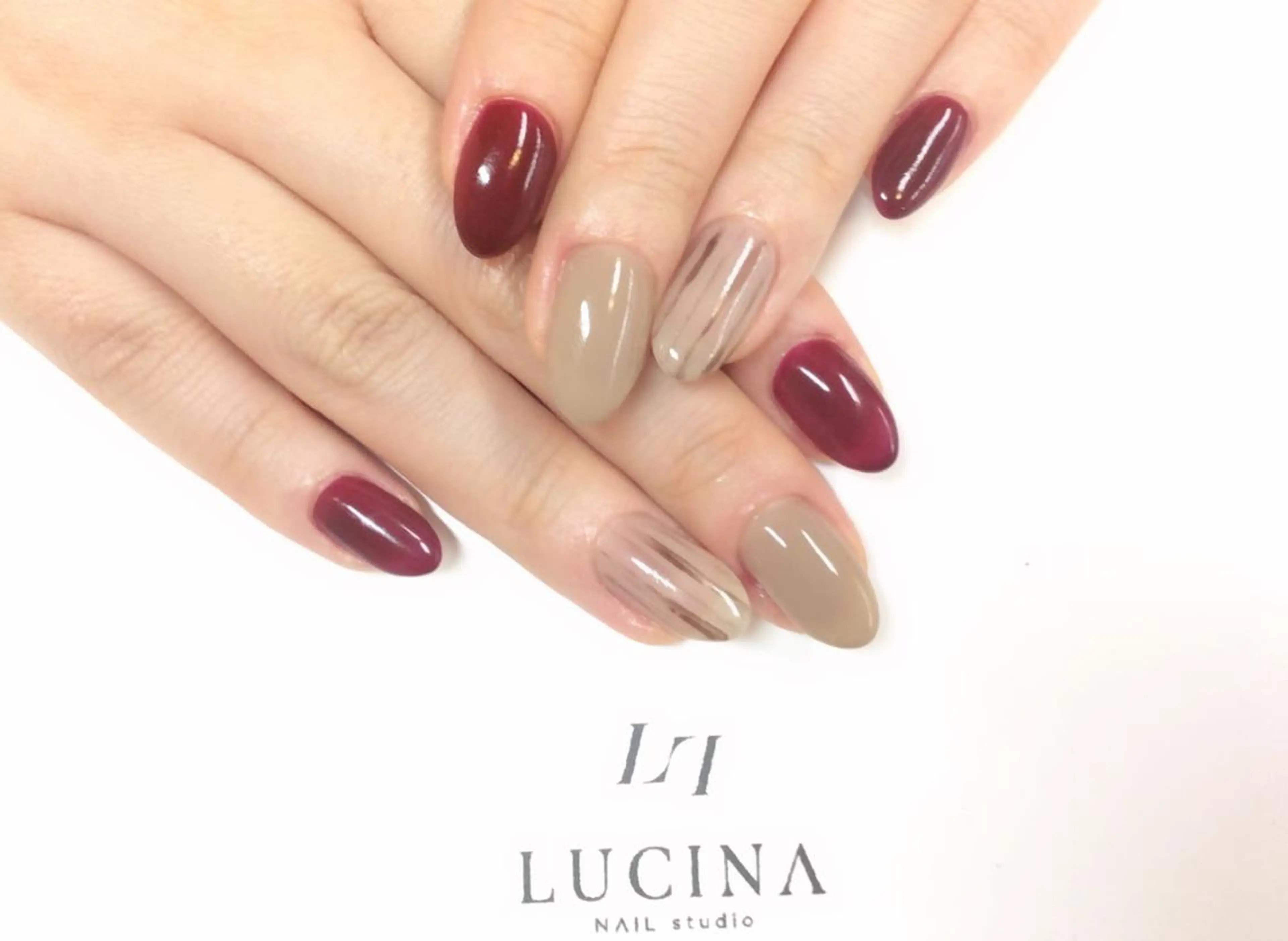 ネイル 新橋 ルキナ スタッフのネイルデザイン