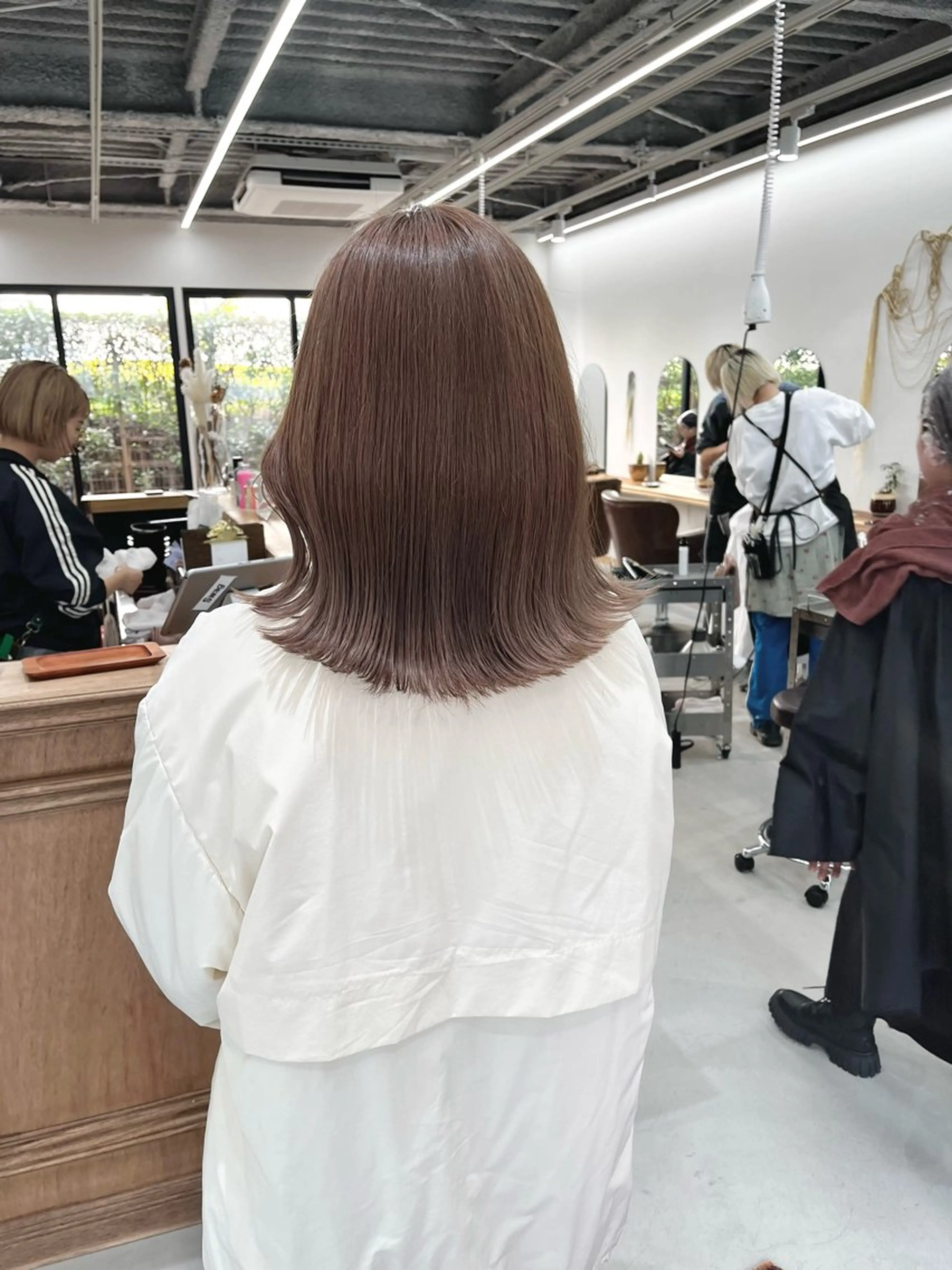 ミディアム カラー ヘアアレンジ ブリーチ ダブルカラー ブリーチなしカラー ena/ブリーチなし 透明感・レイヤー🎀のヘアスタイル