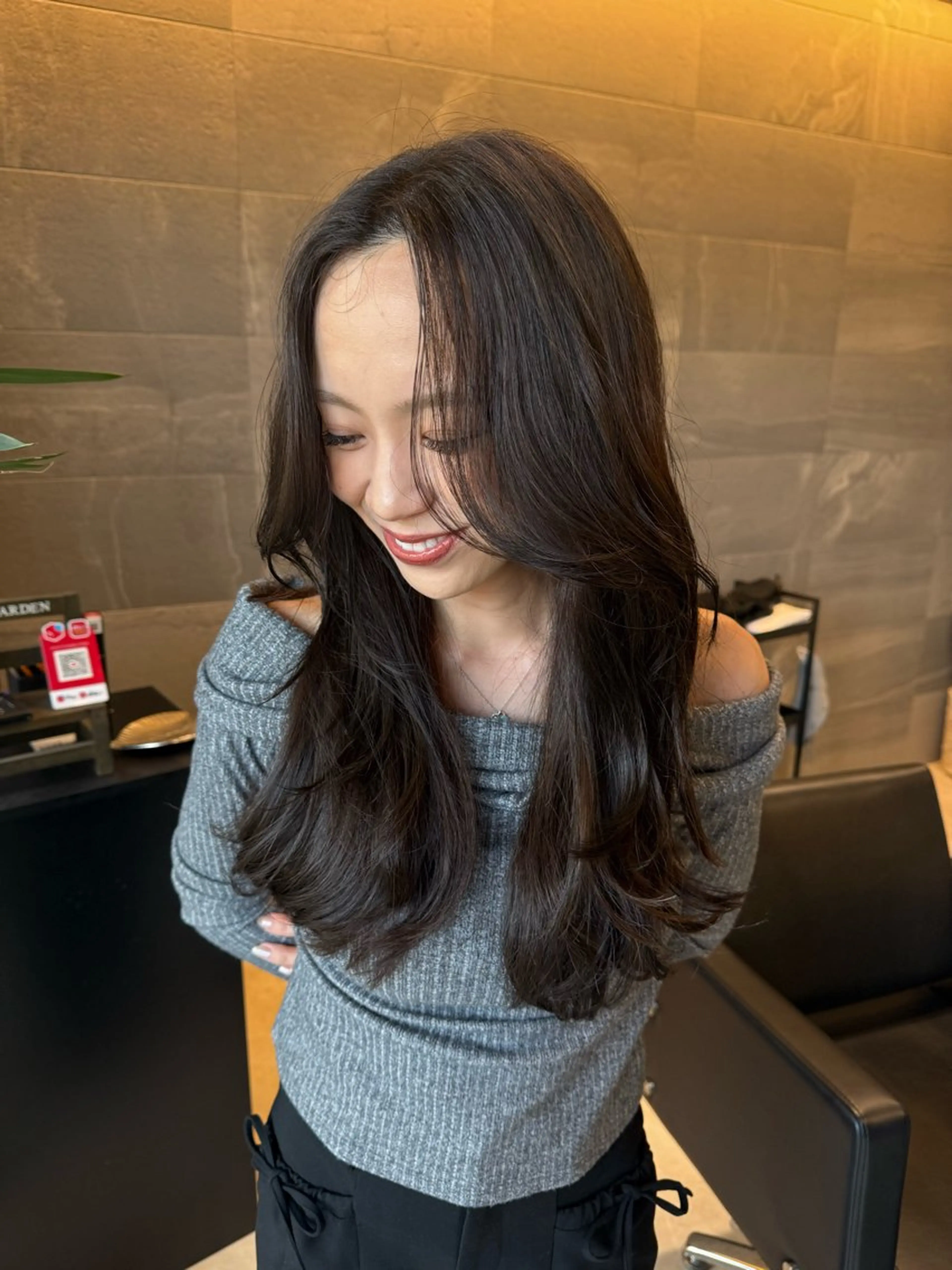 ロング カット ヘアカラー トリートメント 透明カラー/レイヤー misaki °＊のヘアスタイル