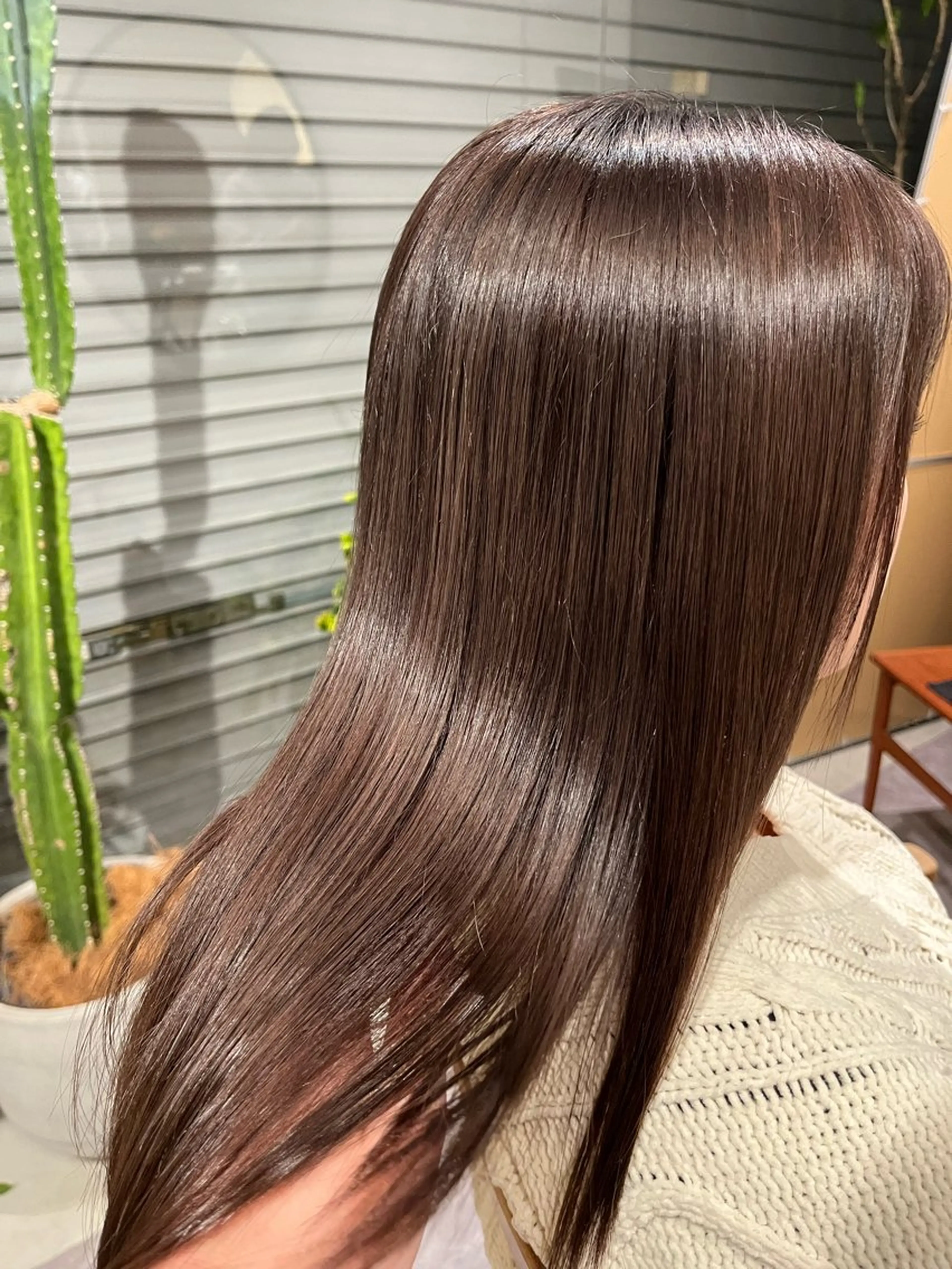 セミロング カラー Fleur 西 優希のヘアスタイル